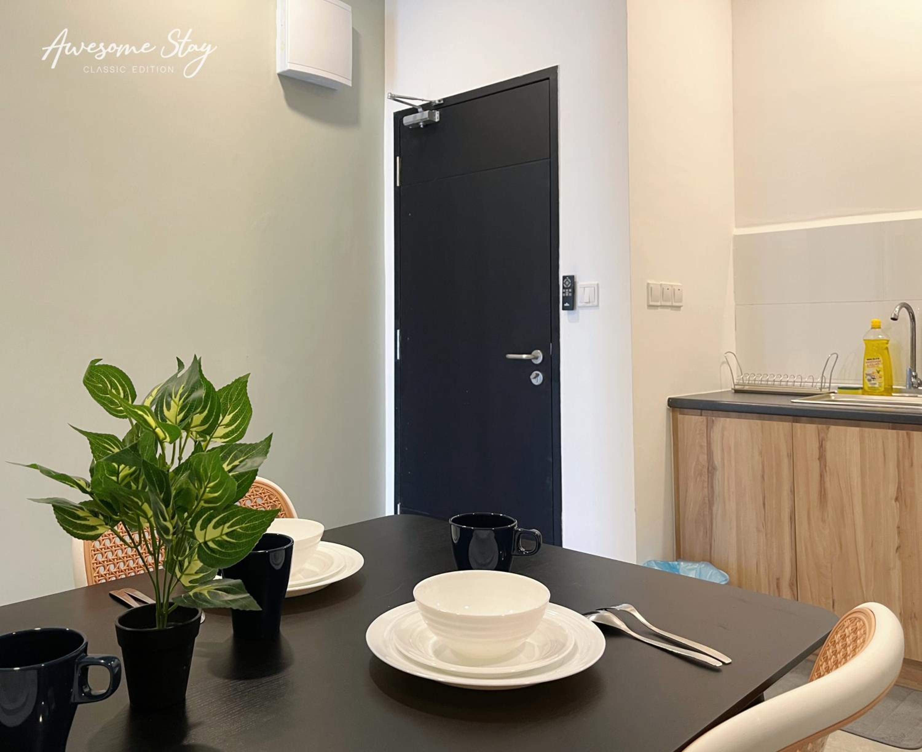 Neu Suites By Awesomestay