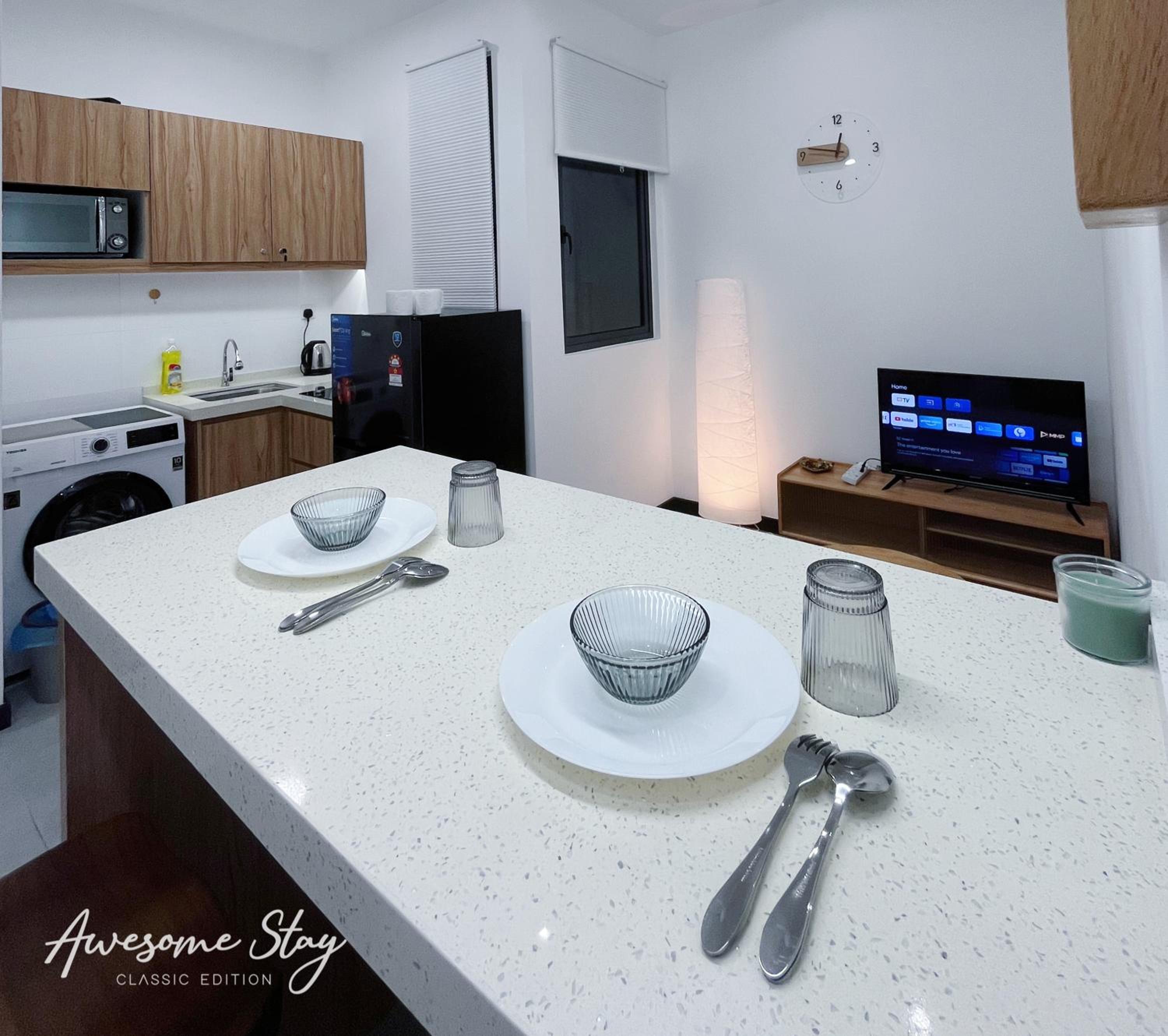 Neu Suites By Awesomestay
