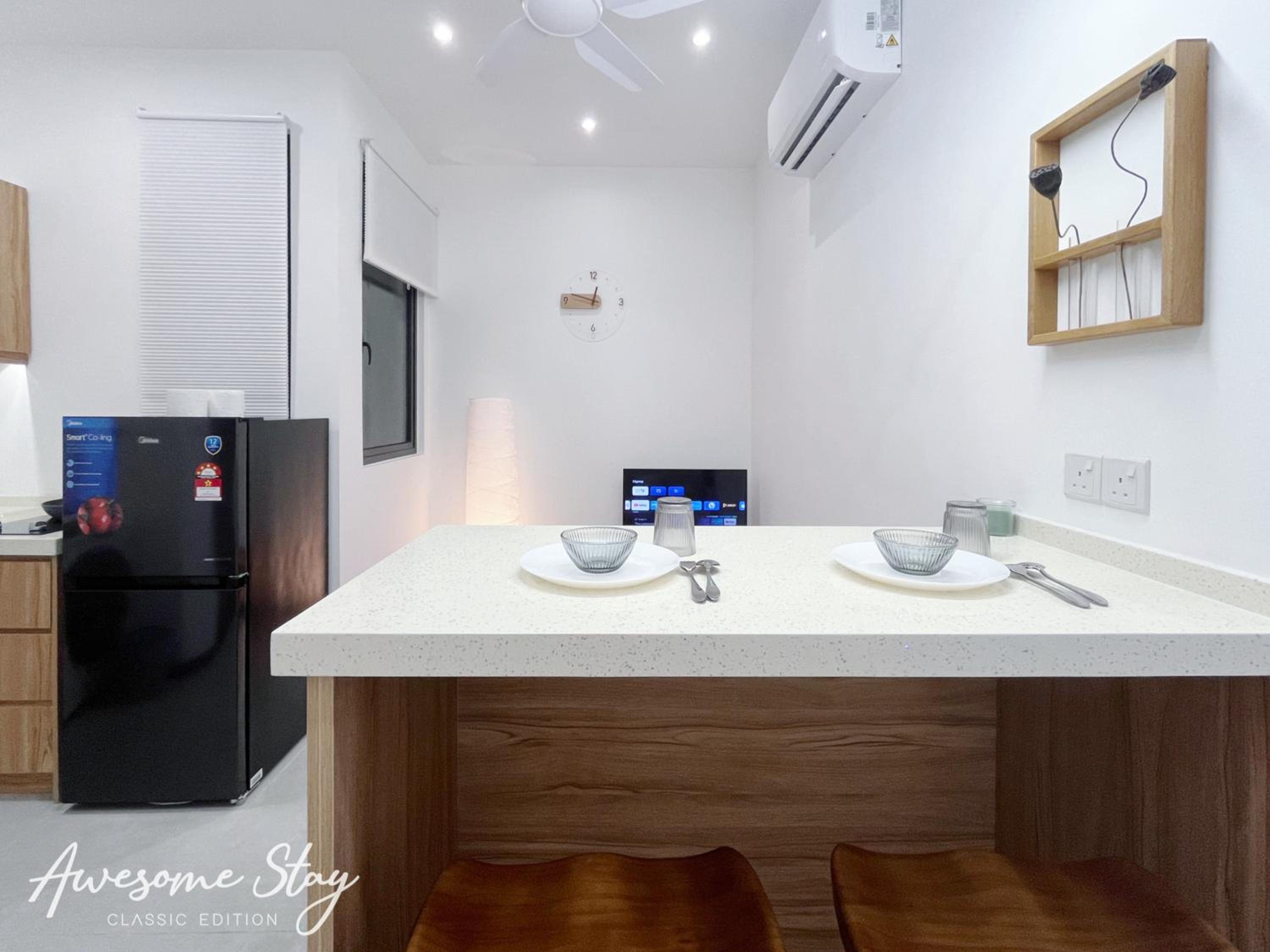 Neu Suites By Awesomestay