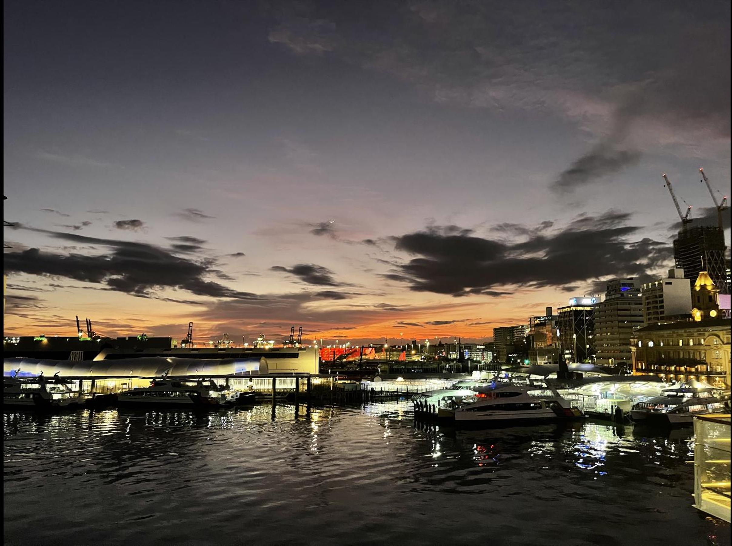 Chic Princes Wharf Studio - City View - Parking view 5