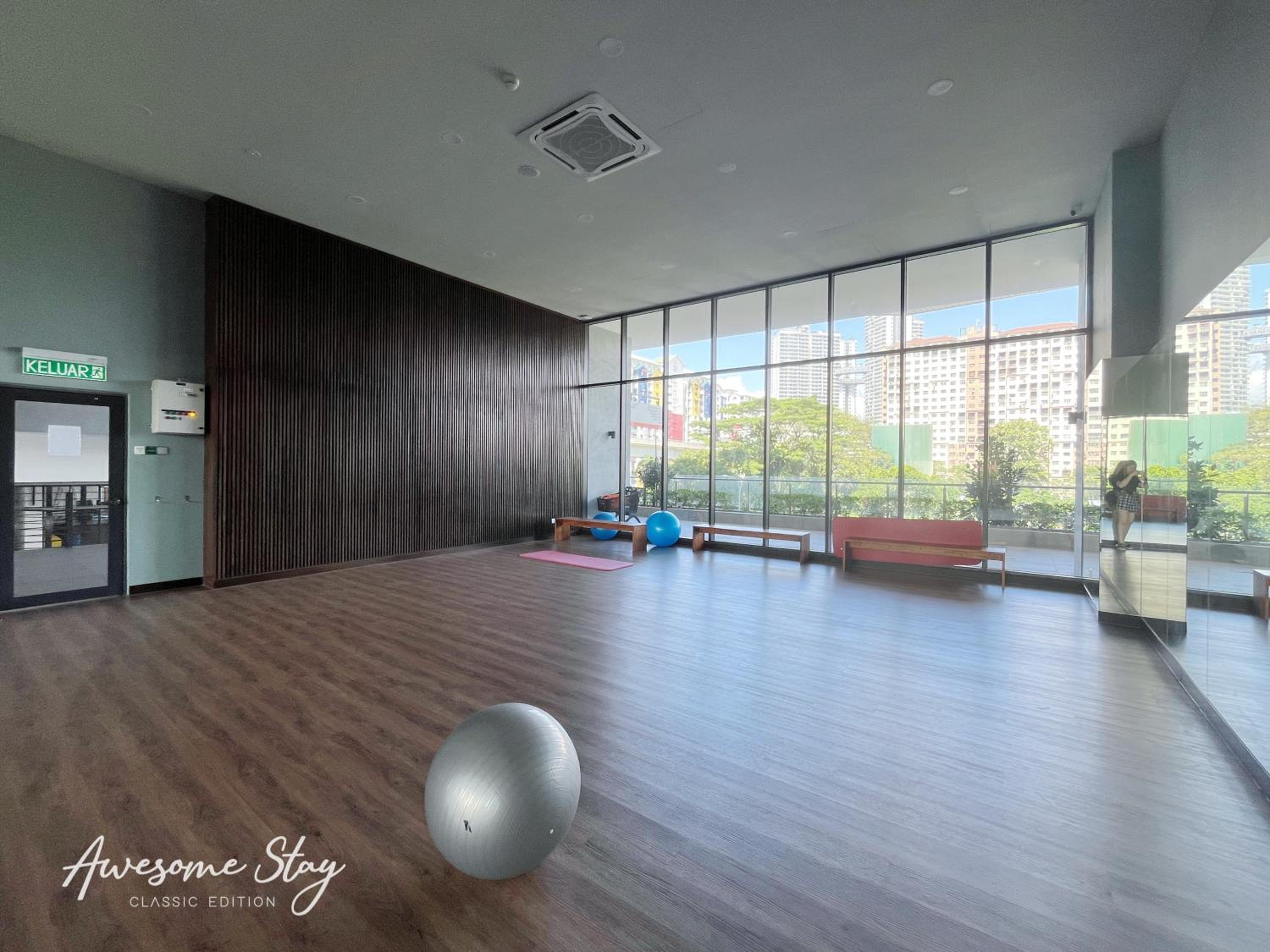 Neu Suites By Awesomestay
