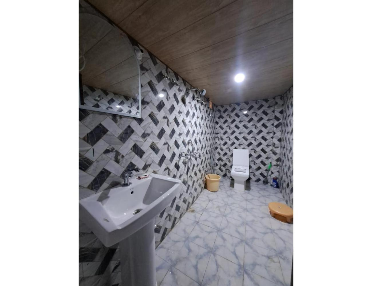 Photo 20