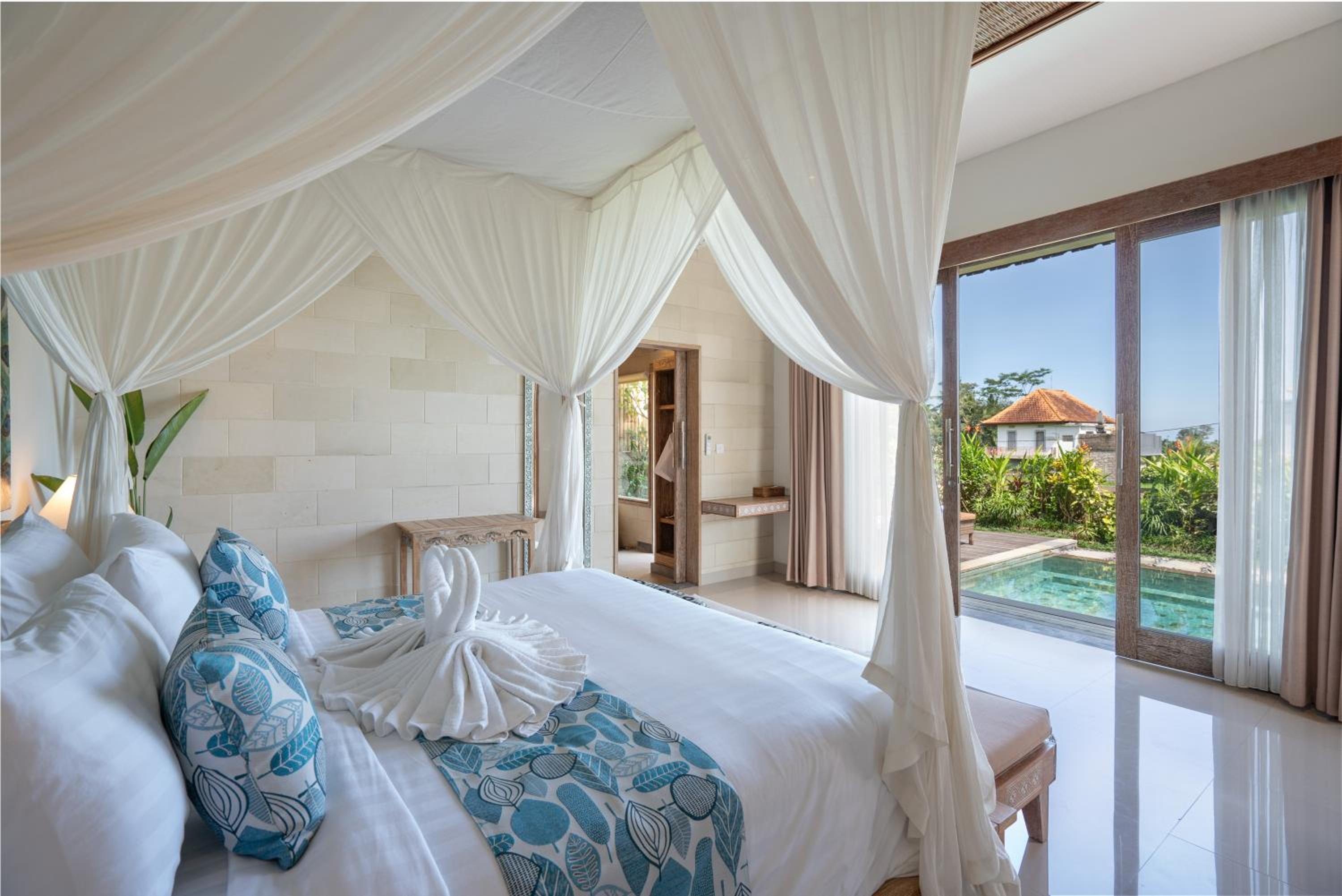 Tala Honeymoon Private Villa