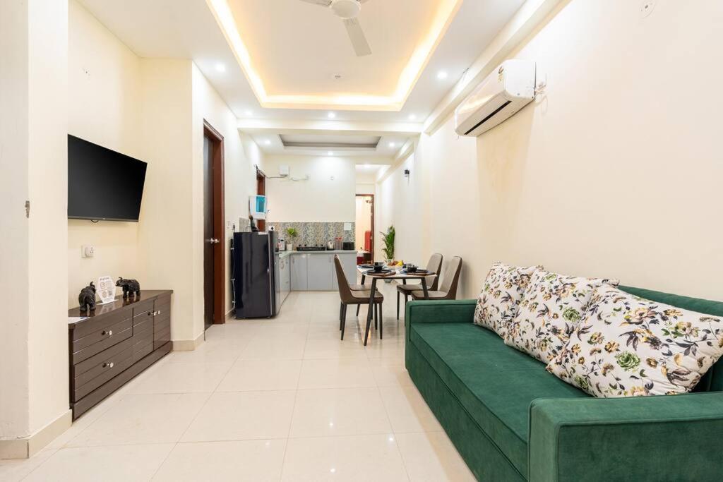 Homlee-Vasundhara 5BHK with Terrace(For Function) view 3