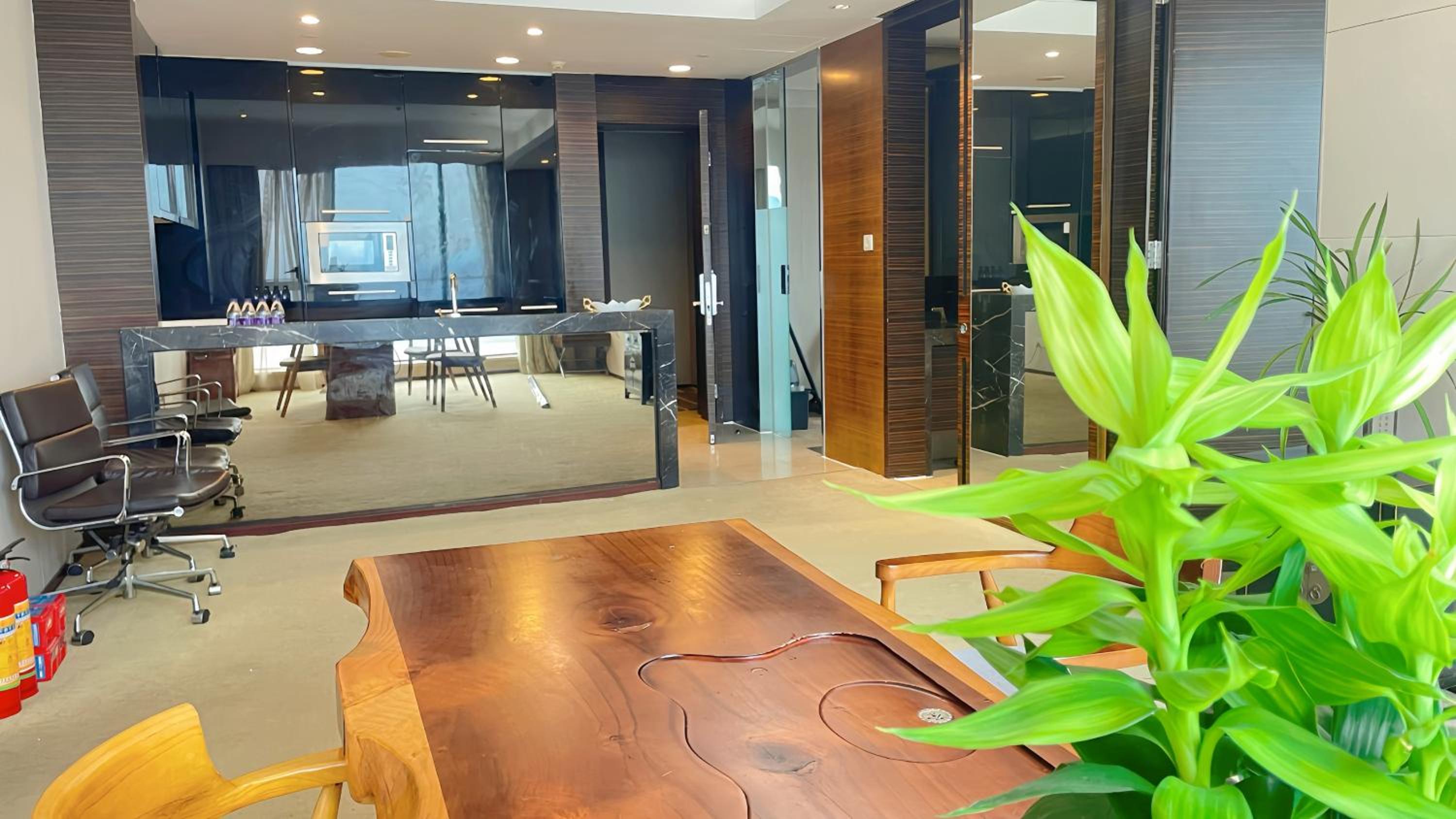 meeting & event spaces