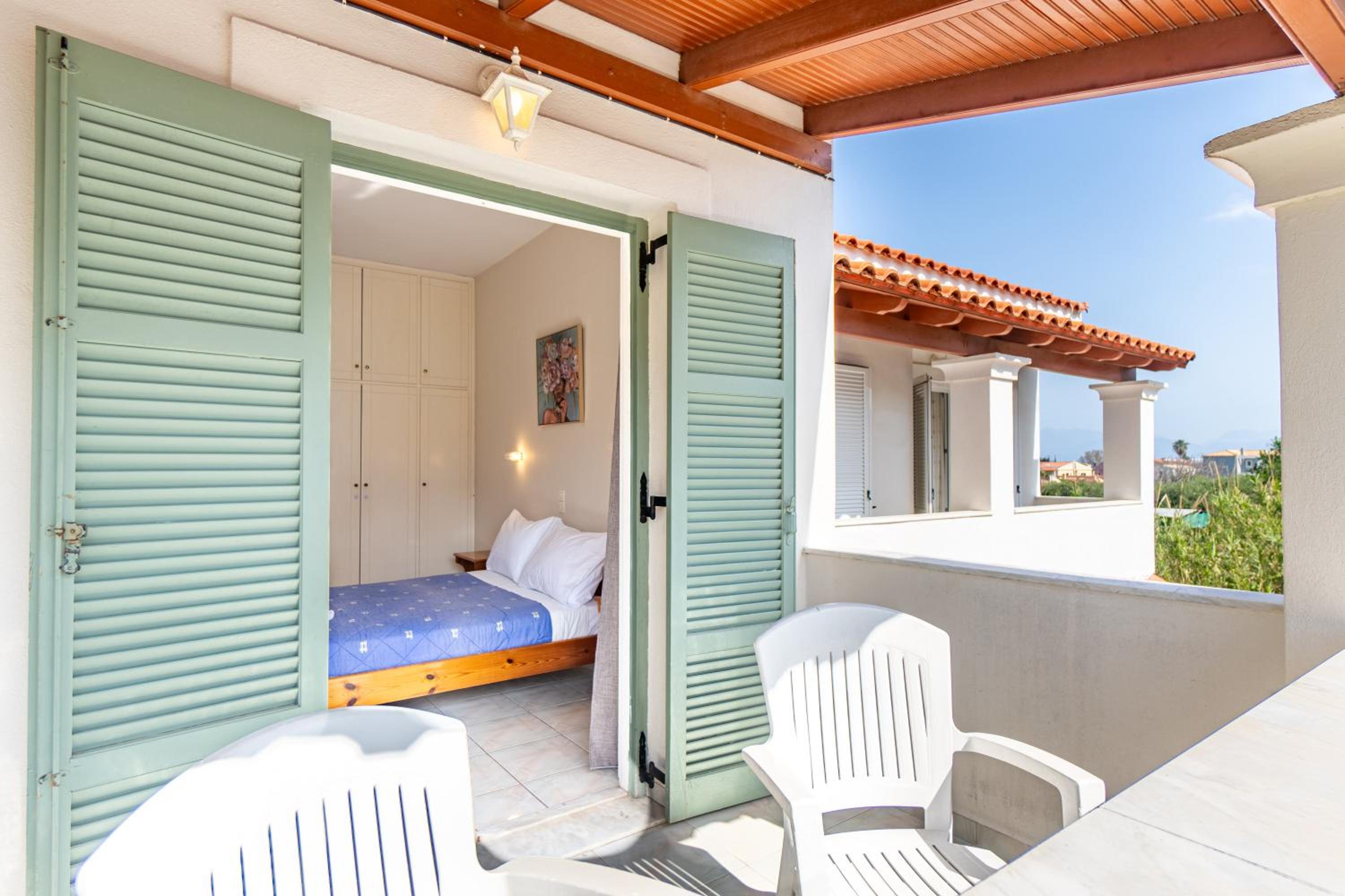 Olivea Apt 4 view 5