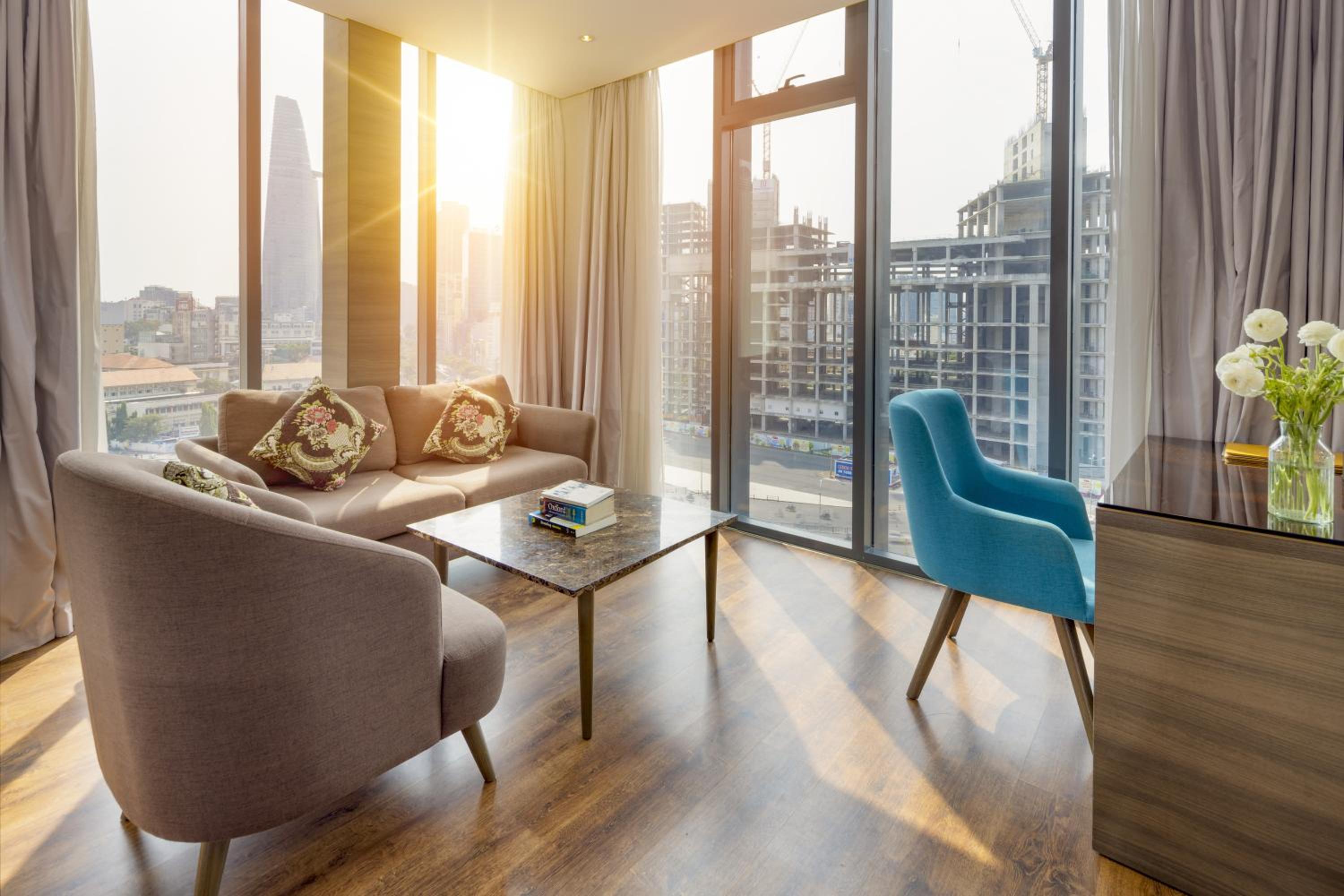 Winsuites Sai Gon Hotel 46