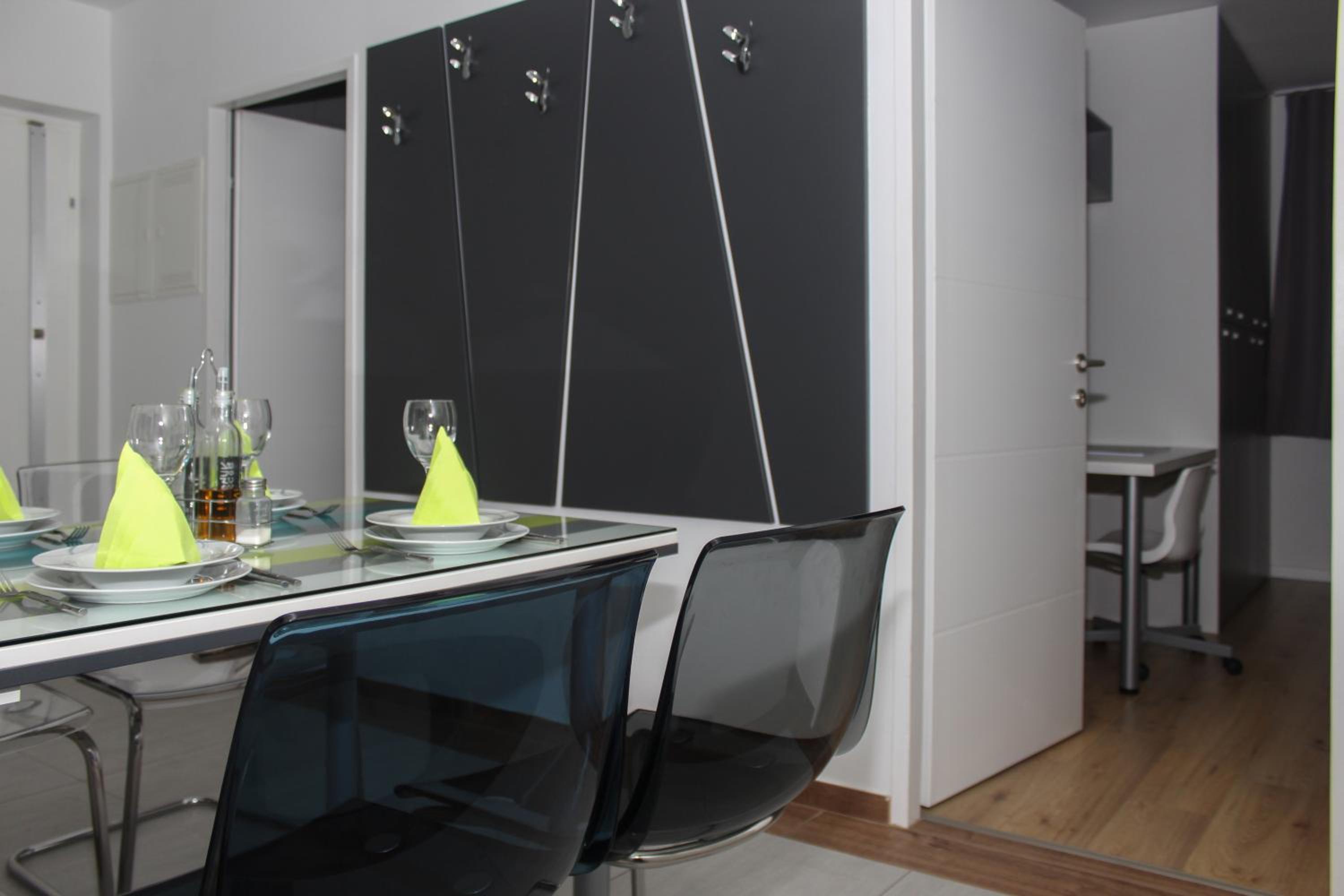 Christiano Apartments 1060 CITY
