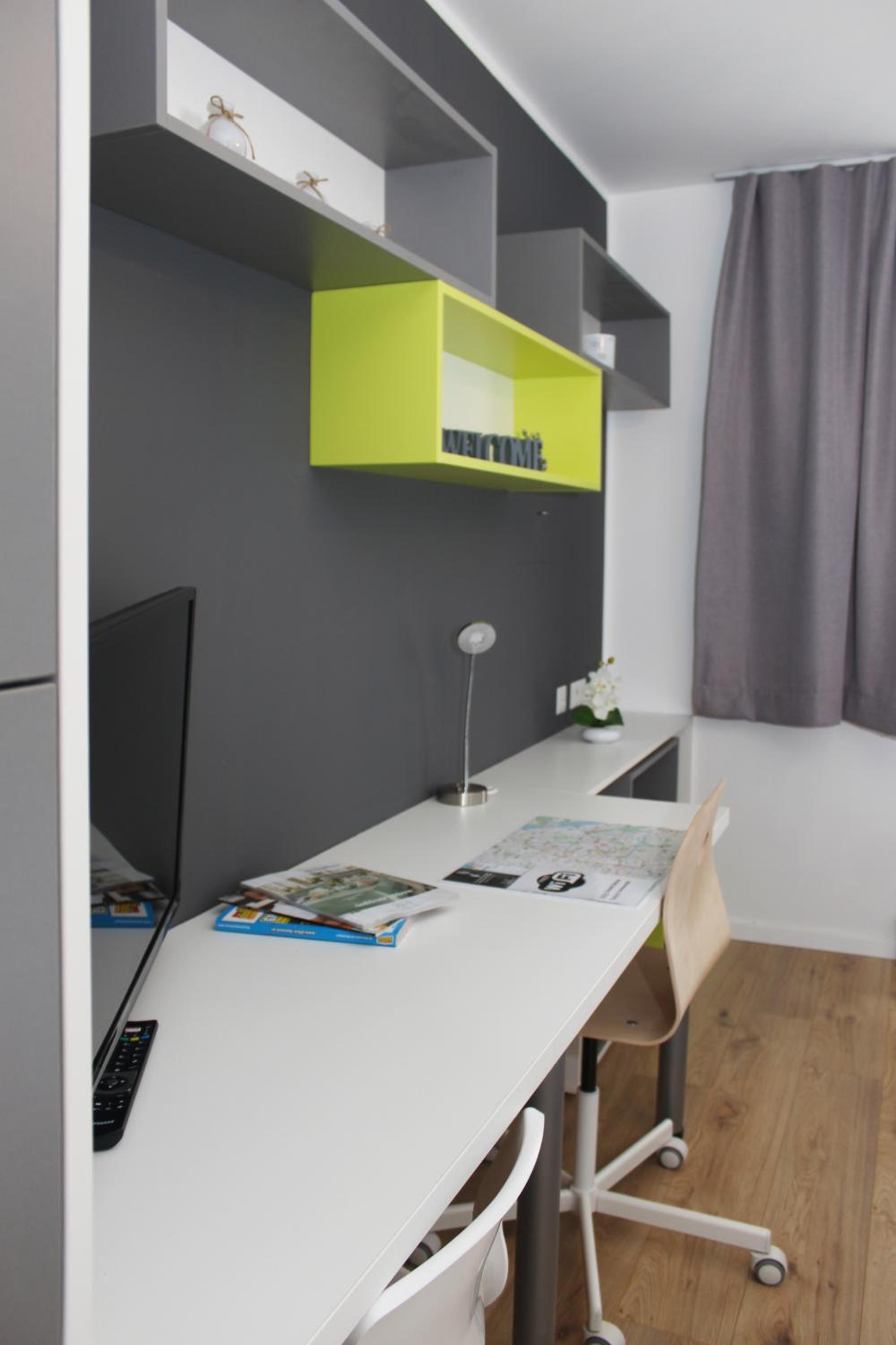 Christiano Apartments 1060 CITY