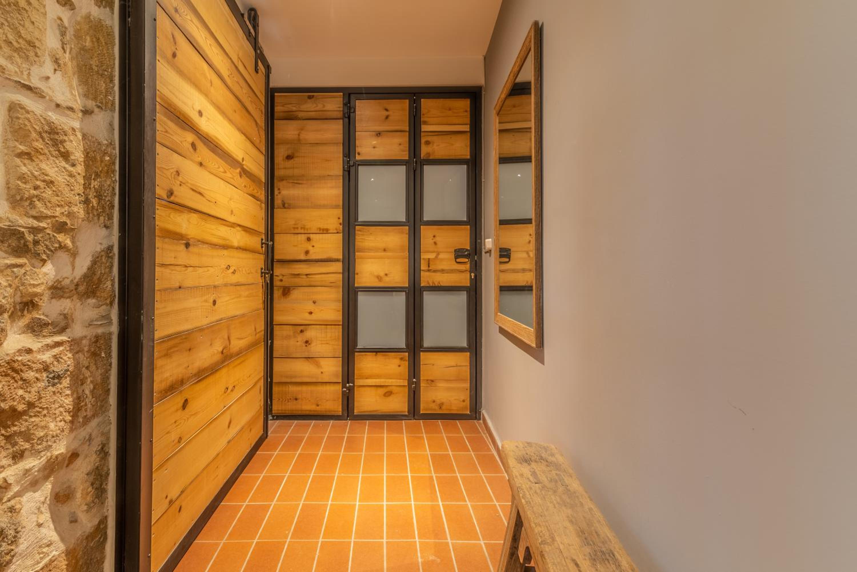 City Loft near the airport with Seaview