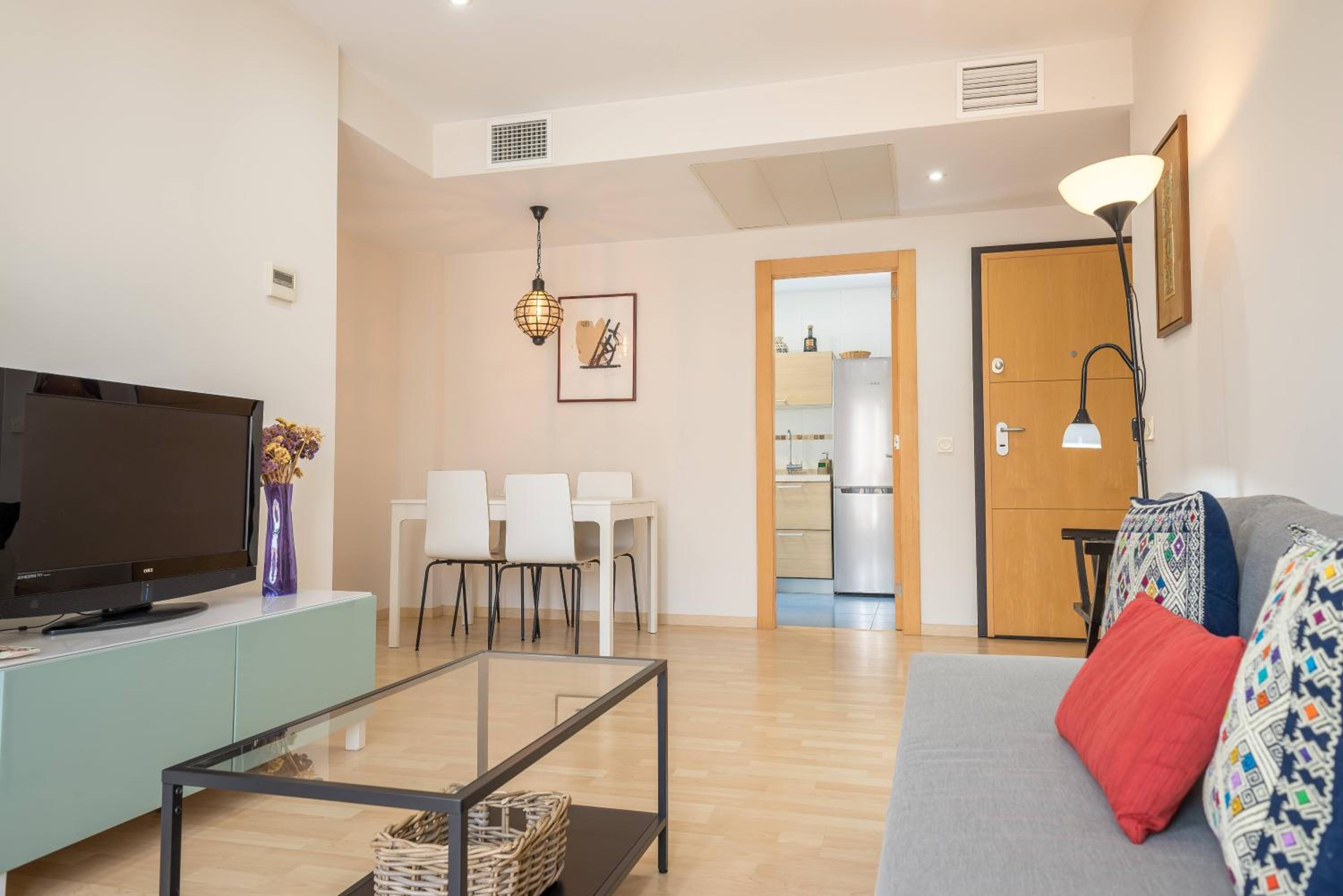 Love Rent4 Málaga Ático con terraza y vistas, parking gratuito