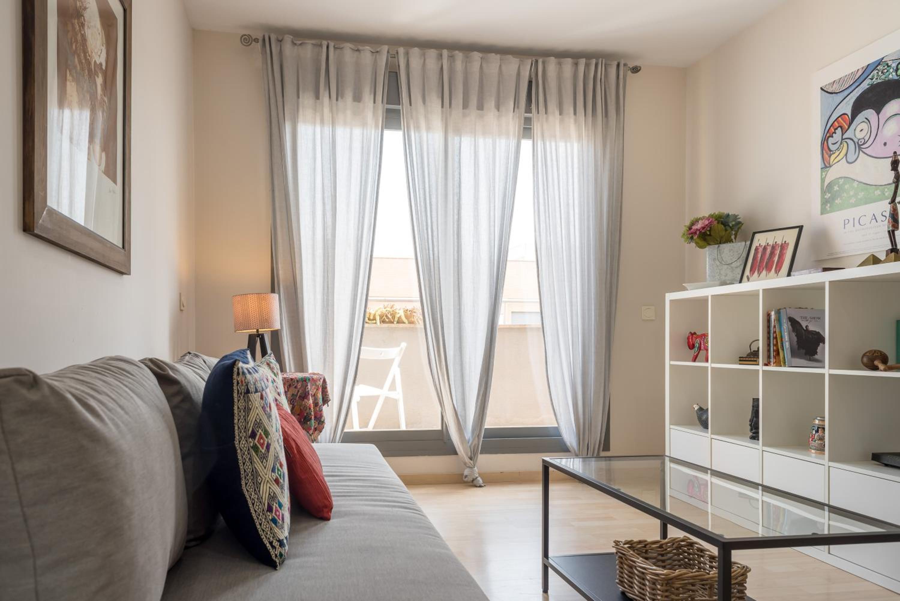 Love Rent4 Málaga Ático con terraza y vistas, parking gratuito