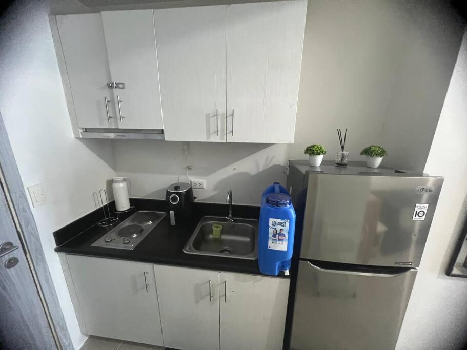 39th Flr Condo Unit with View view 2