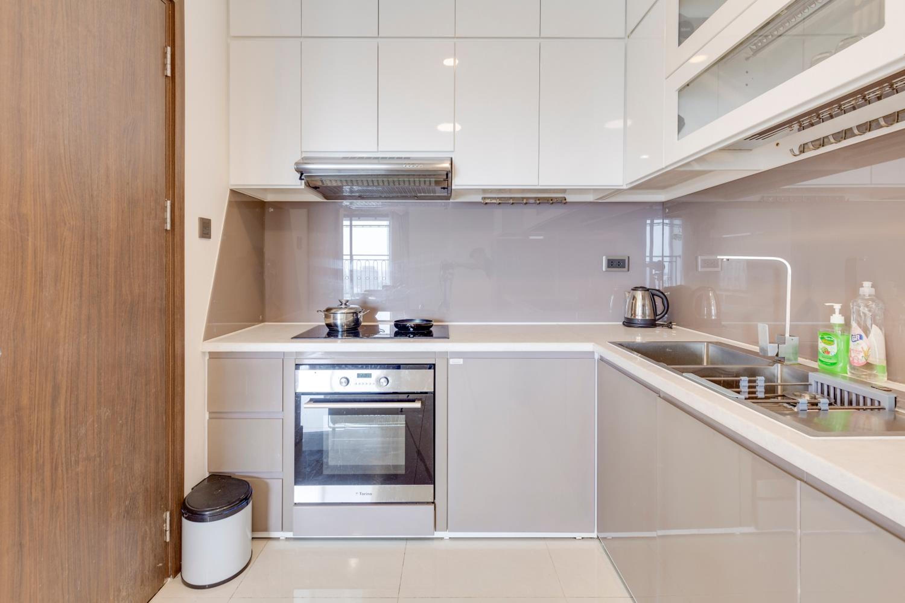 NU Saigon Apartment Service - center District 4