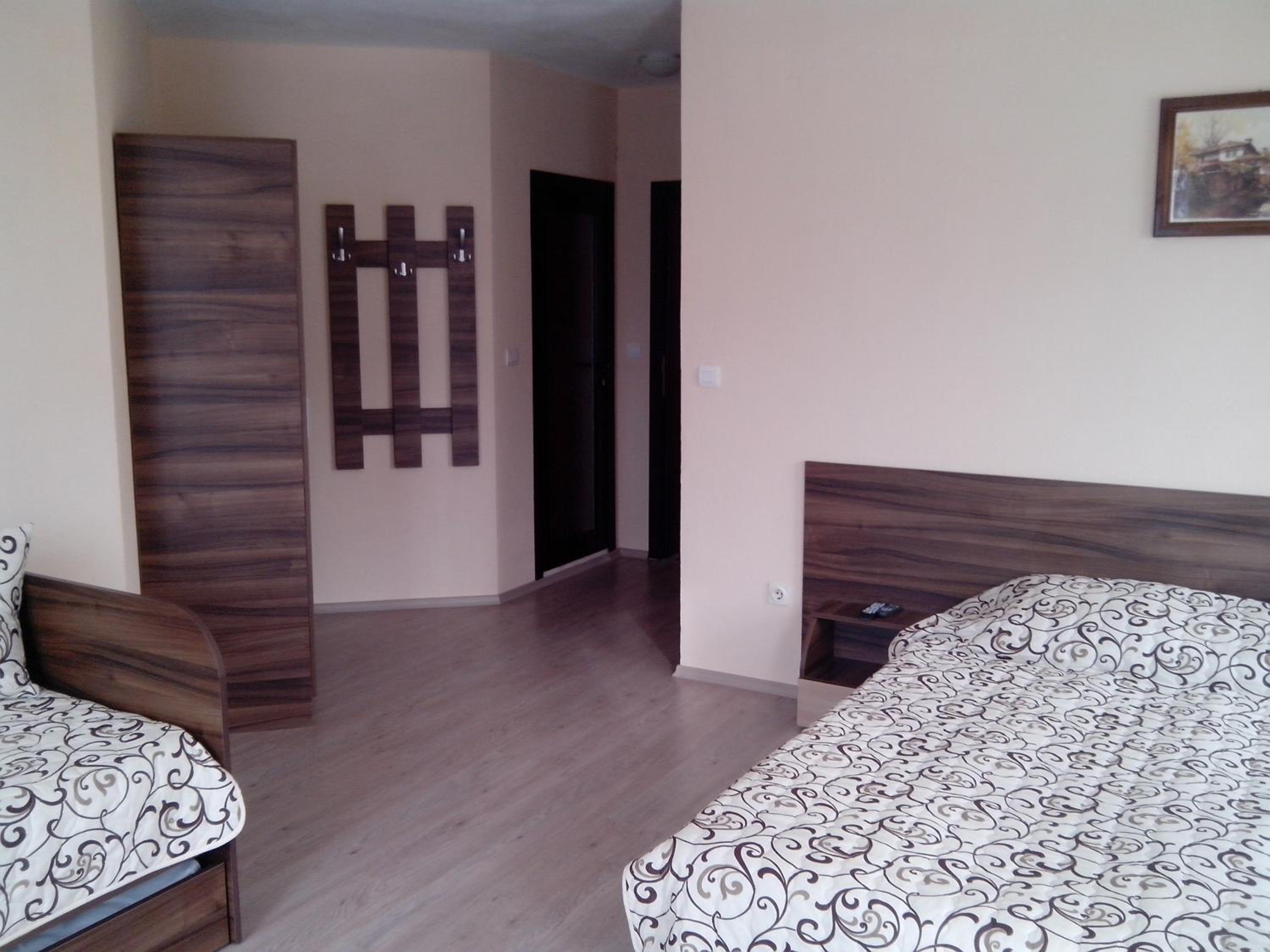 Advel Guest House