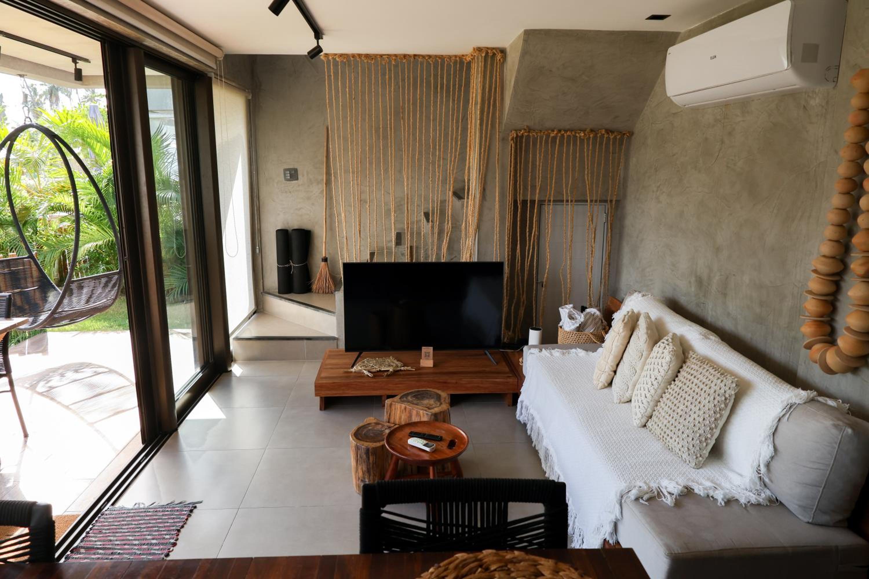 Housi, condo beira mar em Milagres