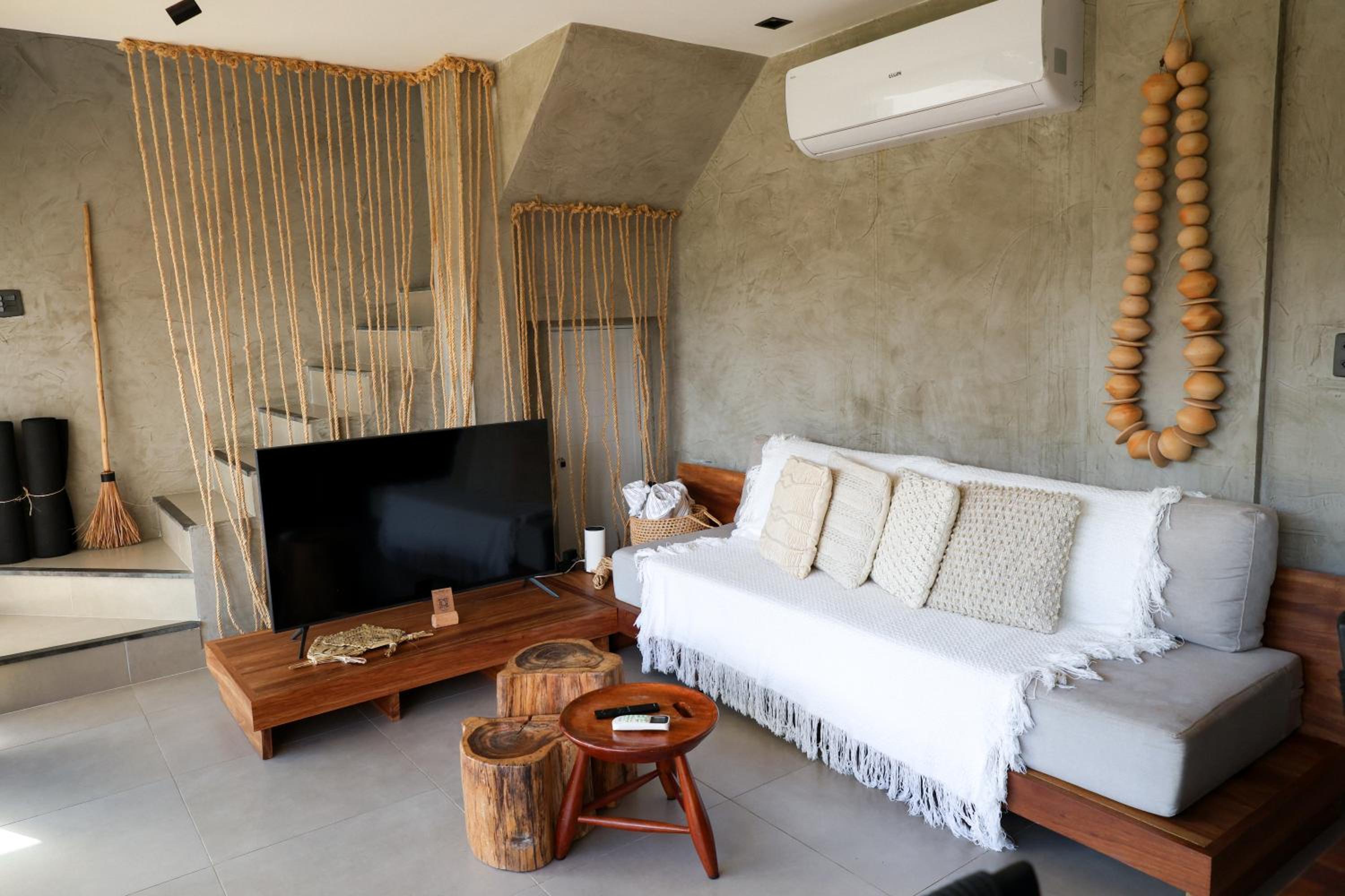 Housi, condo beira mar em Milagres