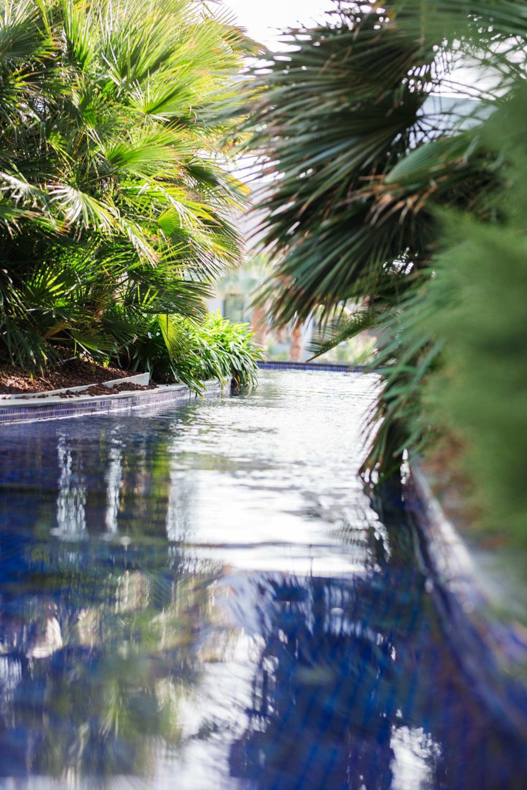 DoubleTree By Hilton Izmir Airport - Image 49
