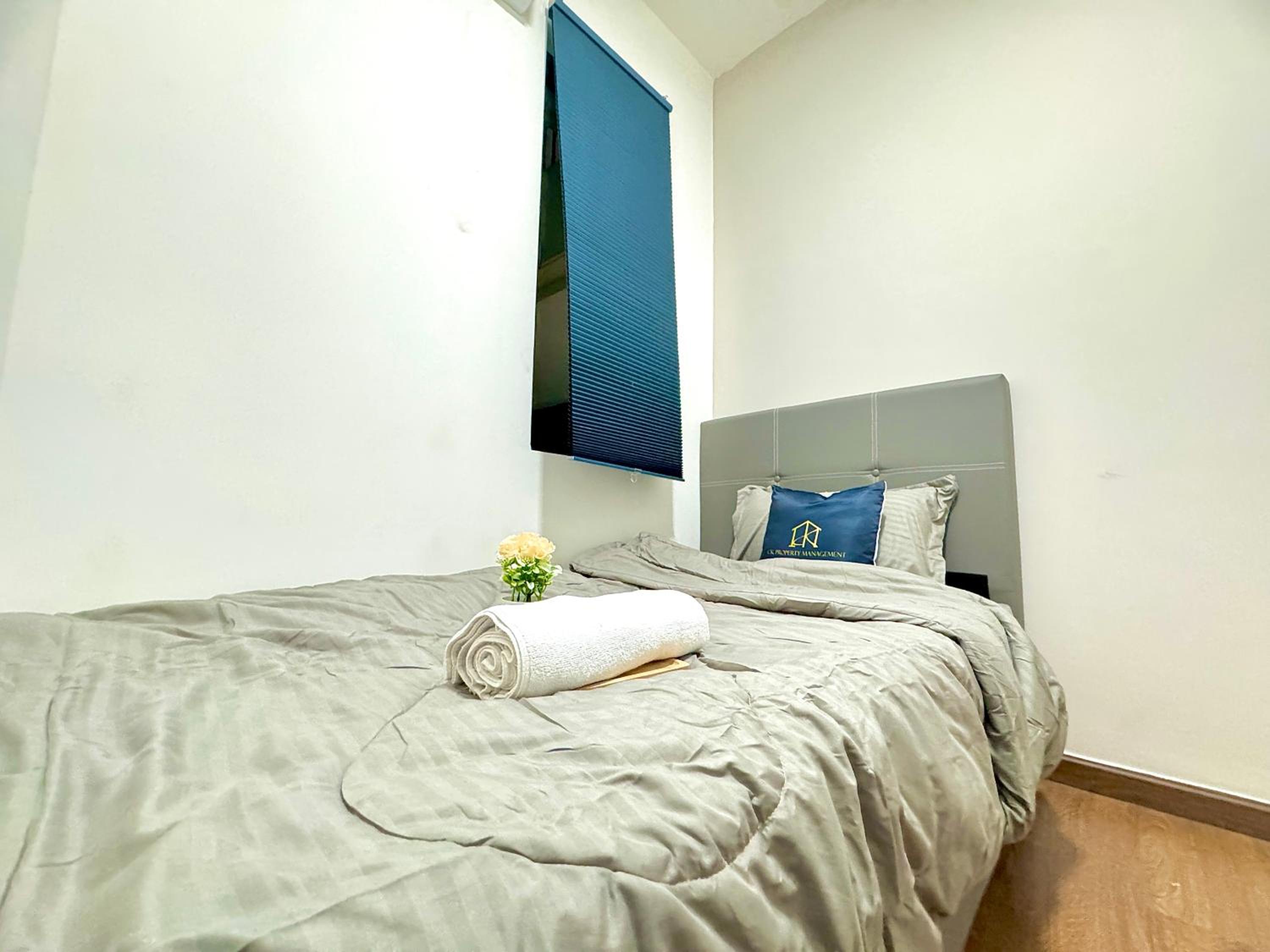 Central Park Tampoi 2 bedroom by Luxecocoo CK
