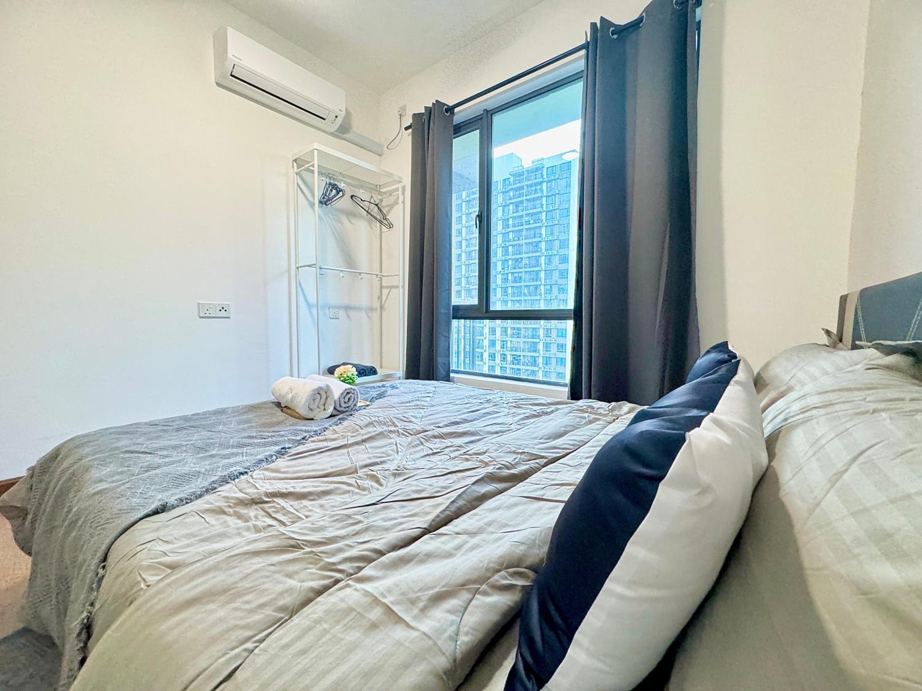 Central Park Tampoi 2 bedroom by Luxecocoo CK