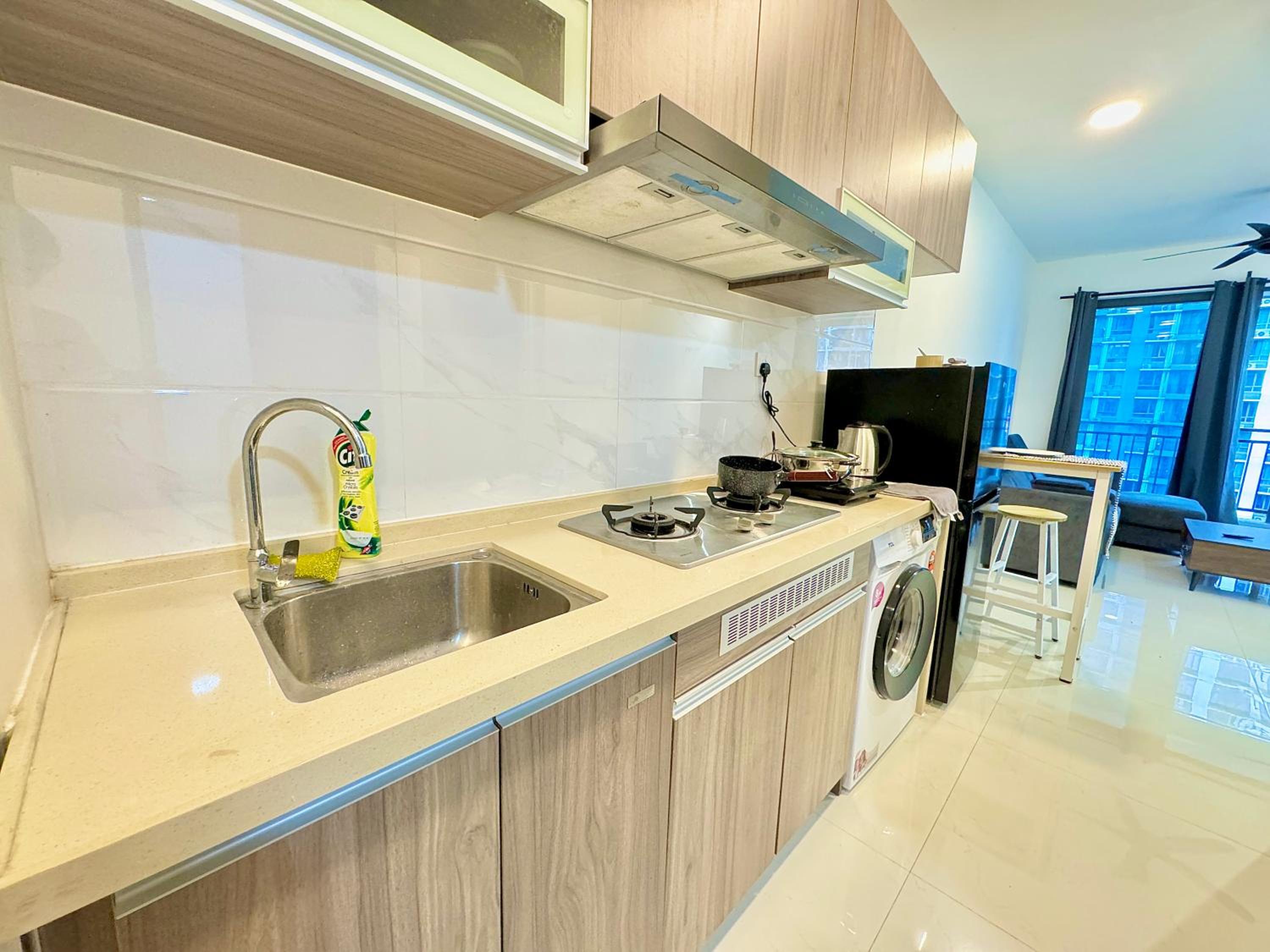 Central Park Tampoi 2 bedroom by Luxecocoo CK
