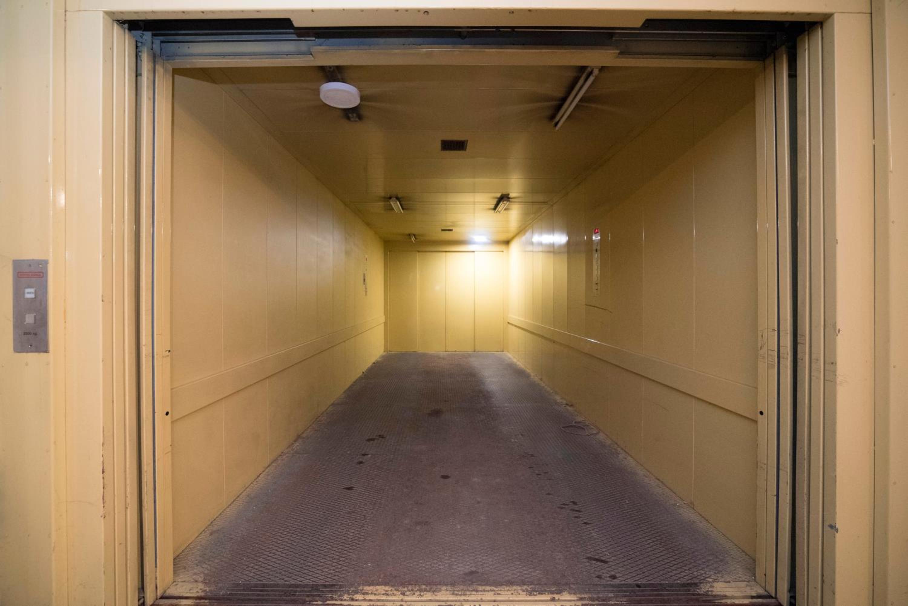 Marci Apartment - Comfortable Stay with Parking