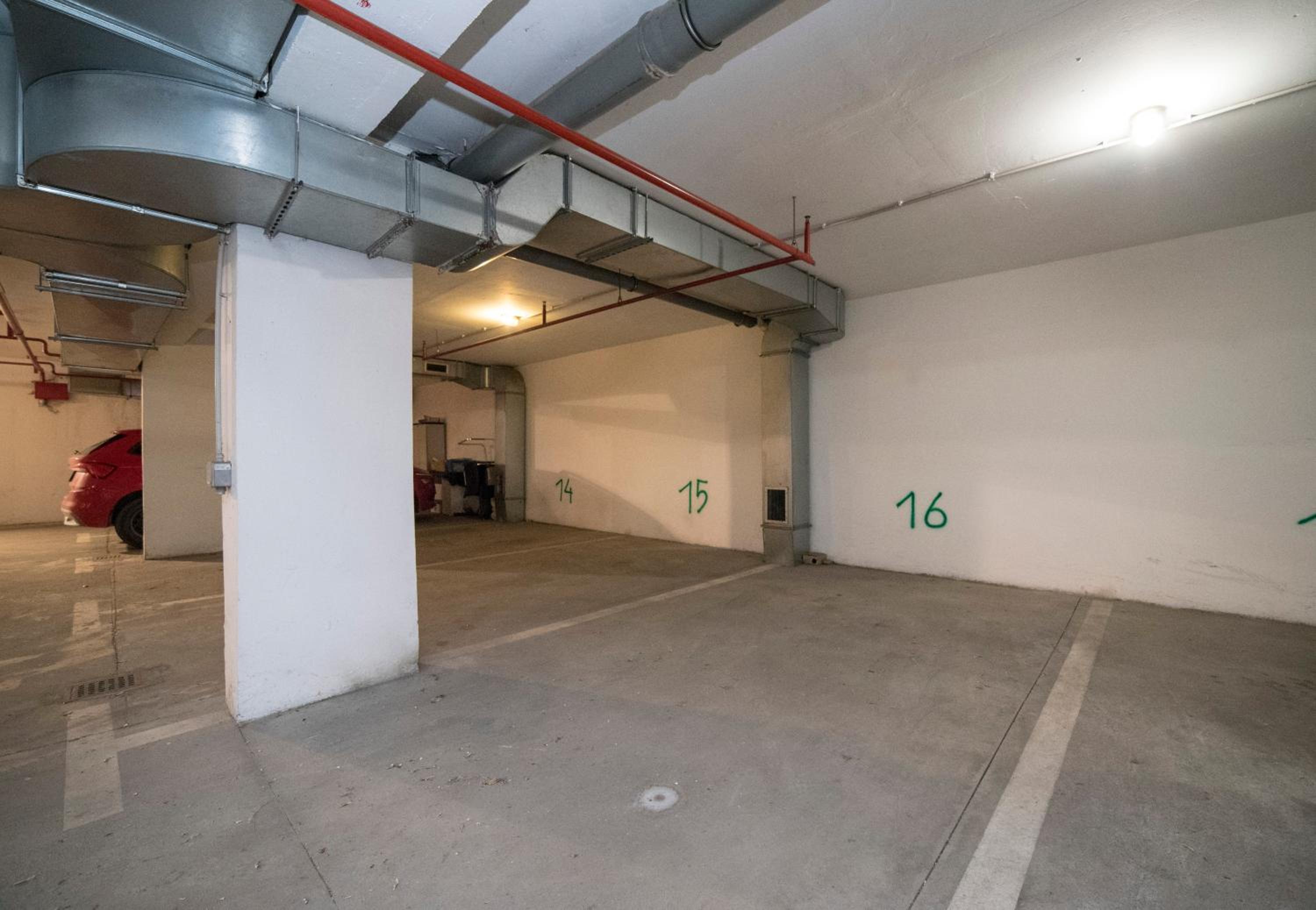 Marci Apartment - Comfortable Stay with Parking