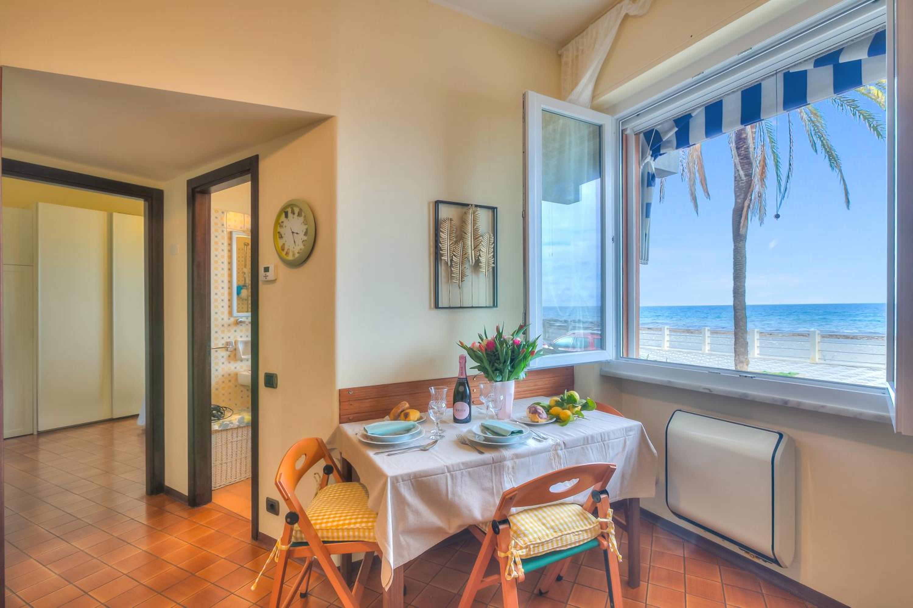 Mer Vivante - Front Beach - Happy Rentals view 4