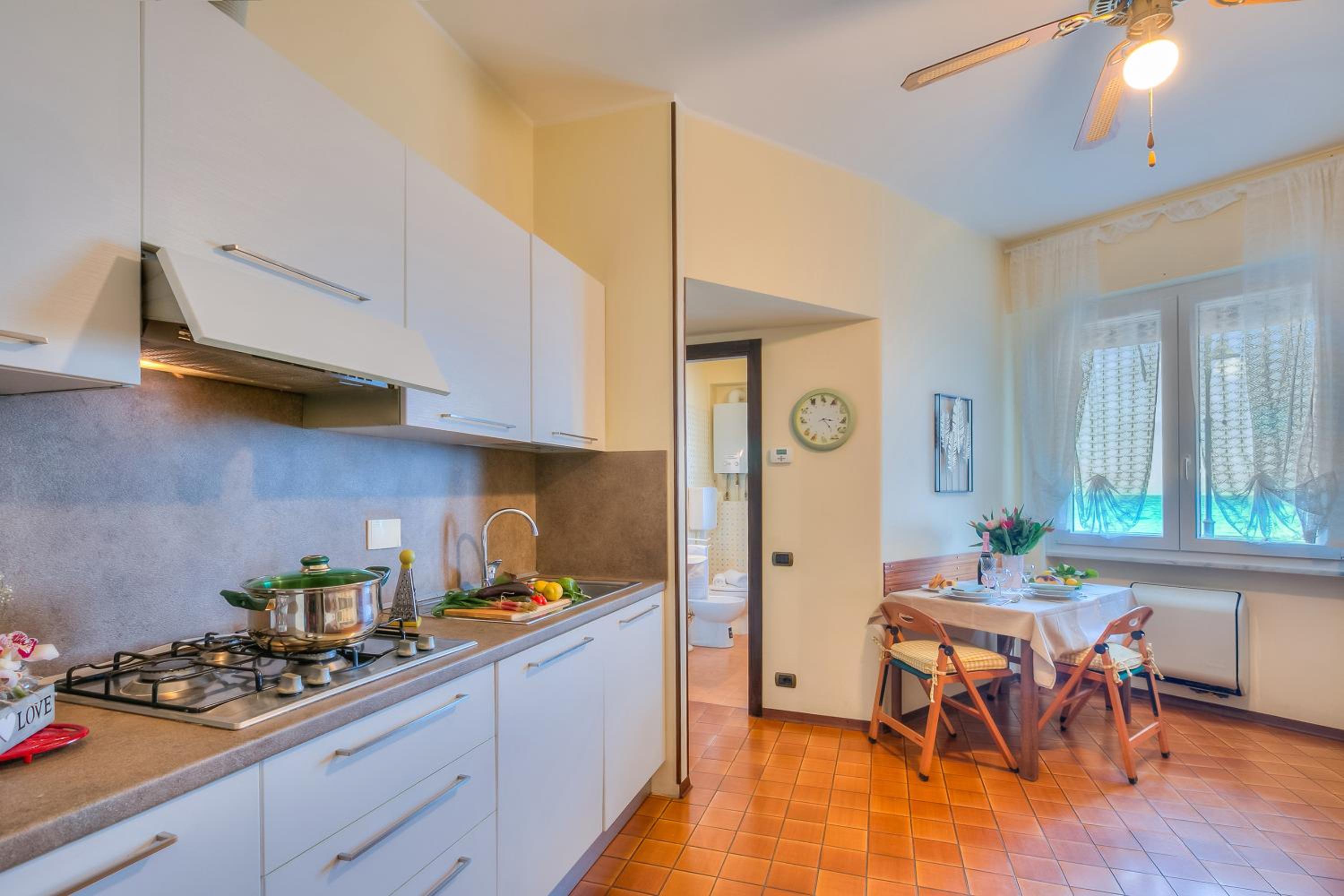 Mer Vivante - Front Beach - Happy Rentals view 5