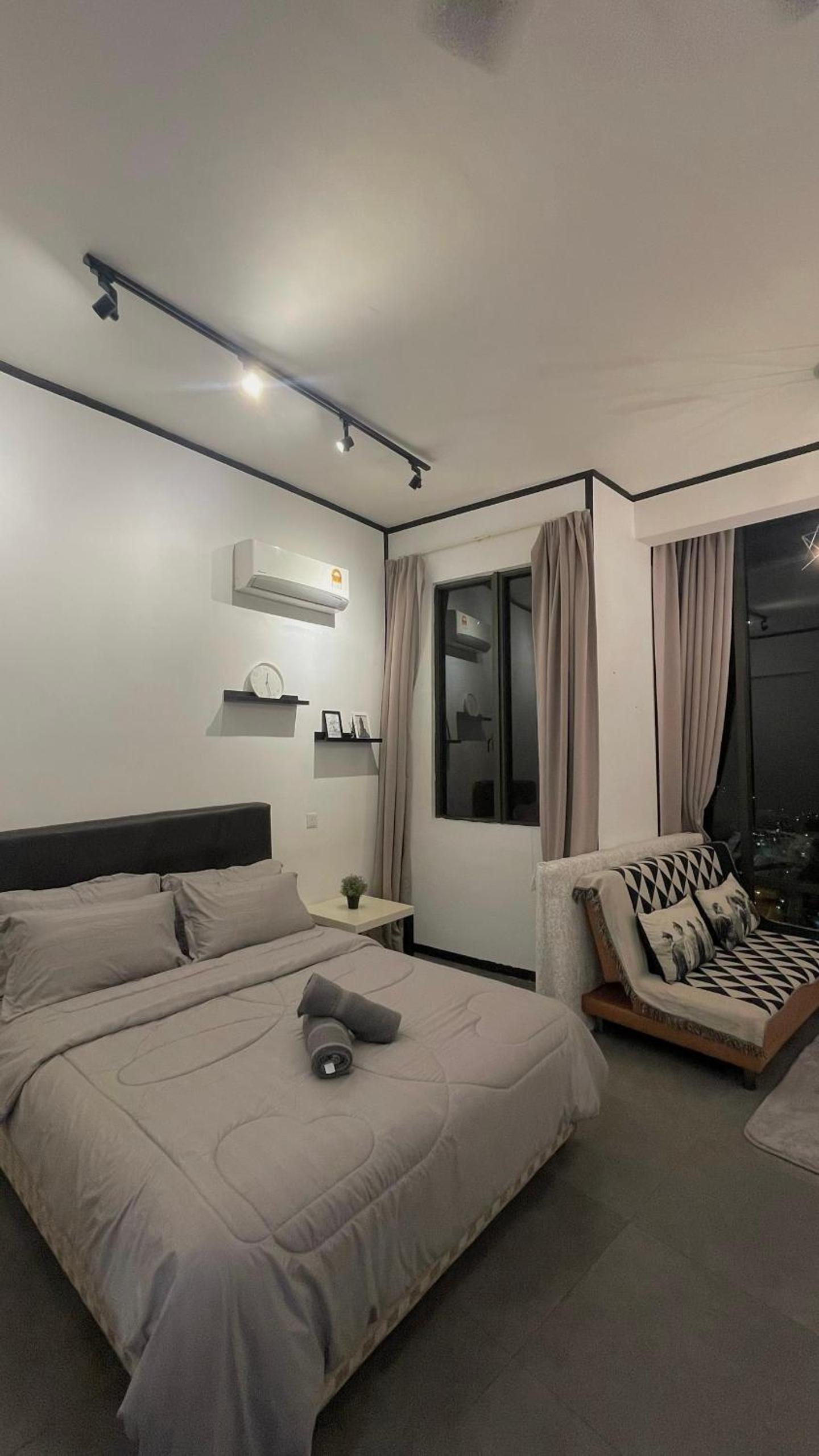 Cozy Retreat's @ Empire Damansara photo 2