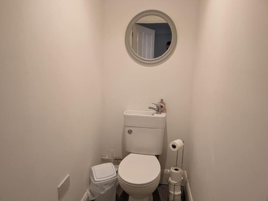 Seaview House - Flat one view 4