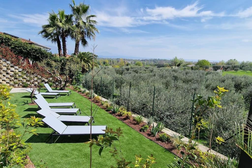 Victory Garda Relais - swimming pool-jacuzzi-bbq view 3