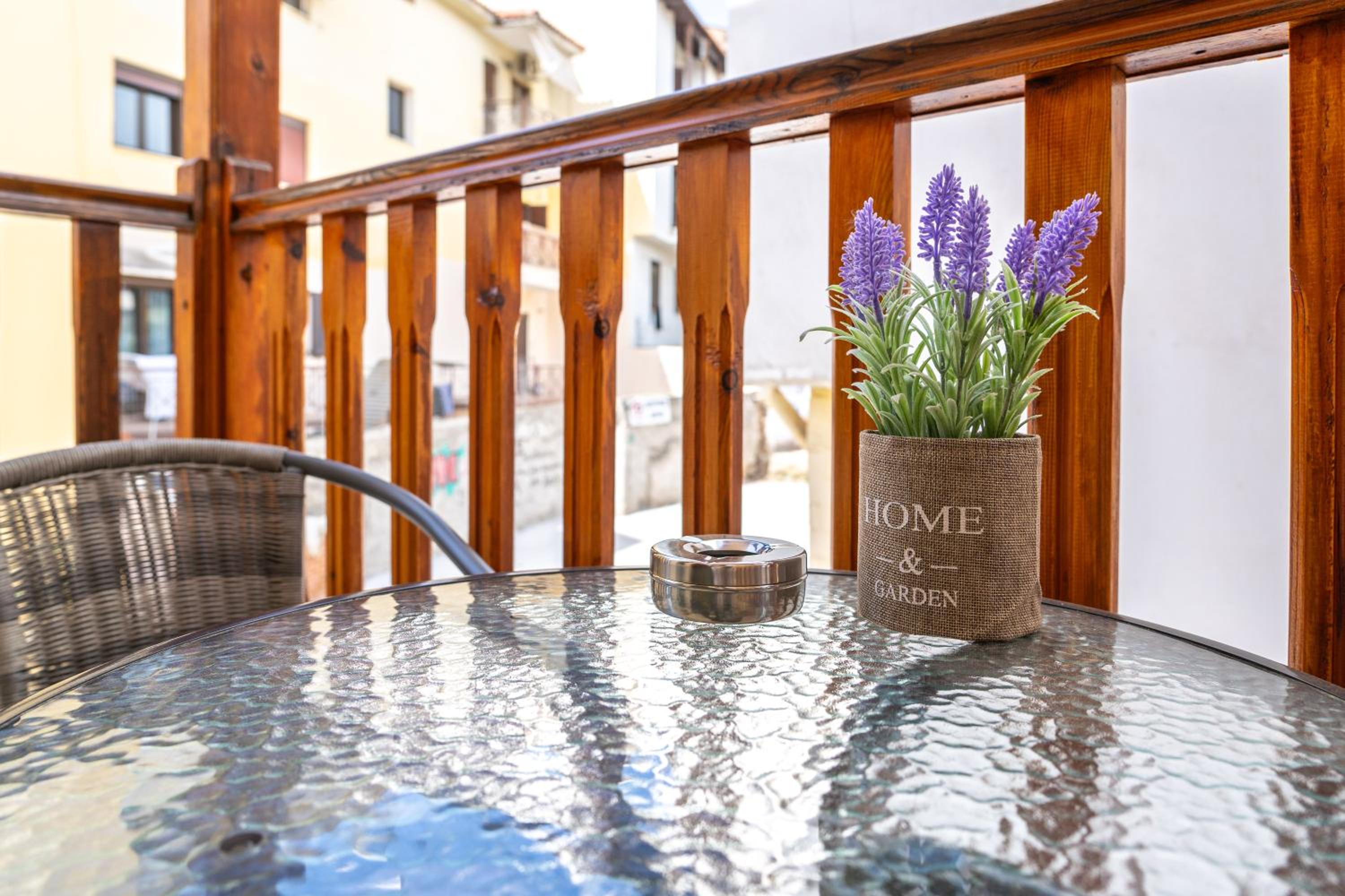 Naos Studio with free private parking of stayinthess view 3