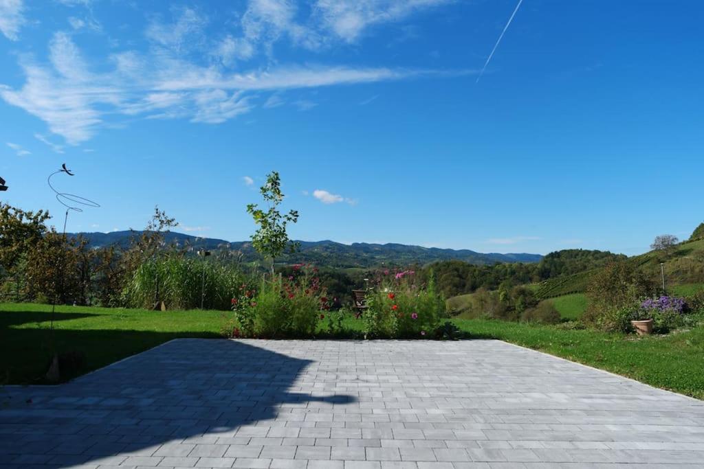 Wohlfühlhaus mit großem Garten