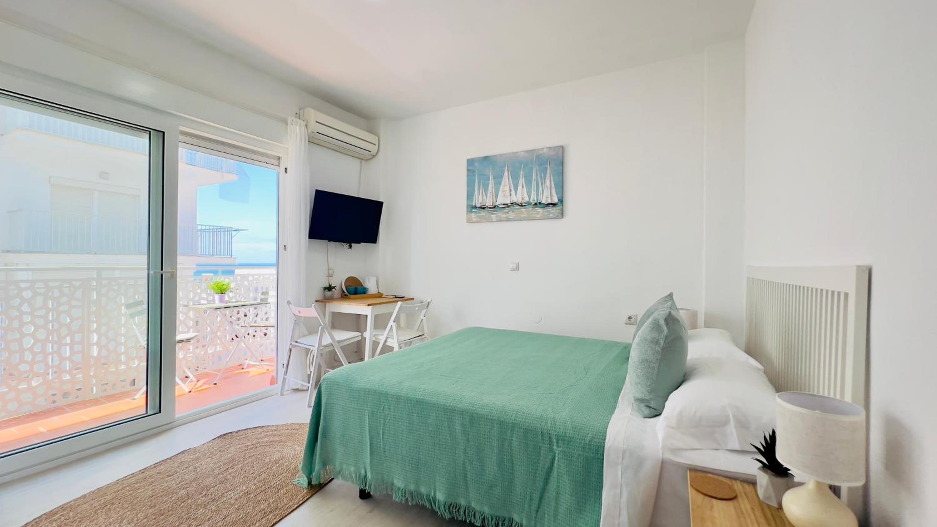 Estudio Velero en el centro de Nerja - South Costa view 5