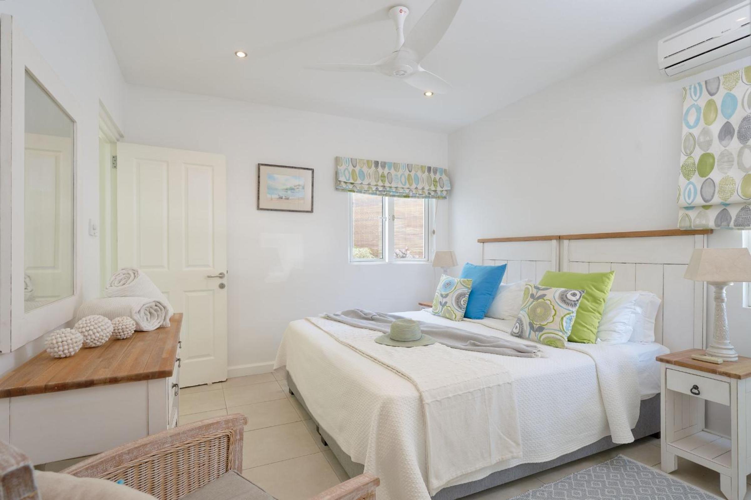 White Oaks Villas