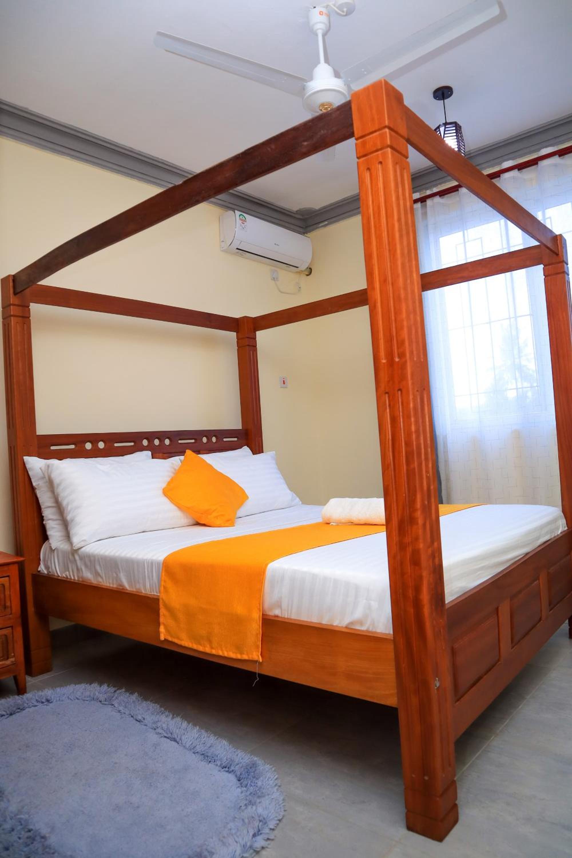 Pavillion Suites, pazuri Homes view 5