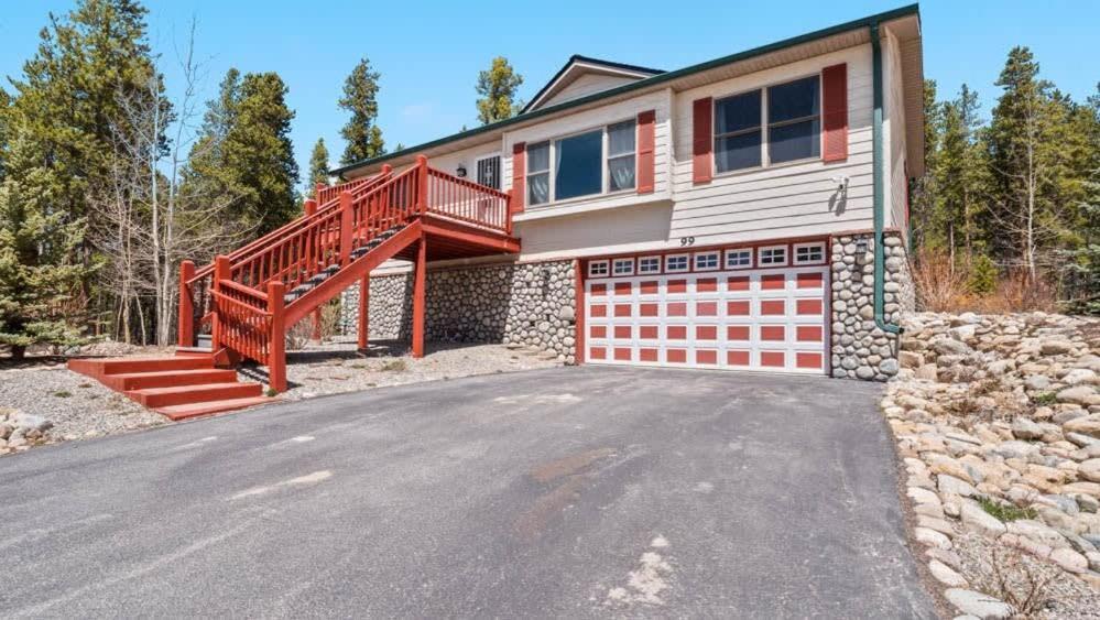 Mountain Home with Amazing Views and Hot Tub view 2