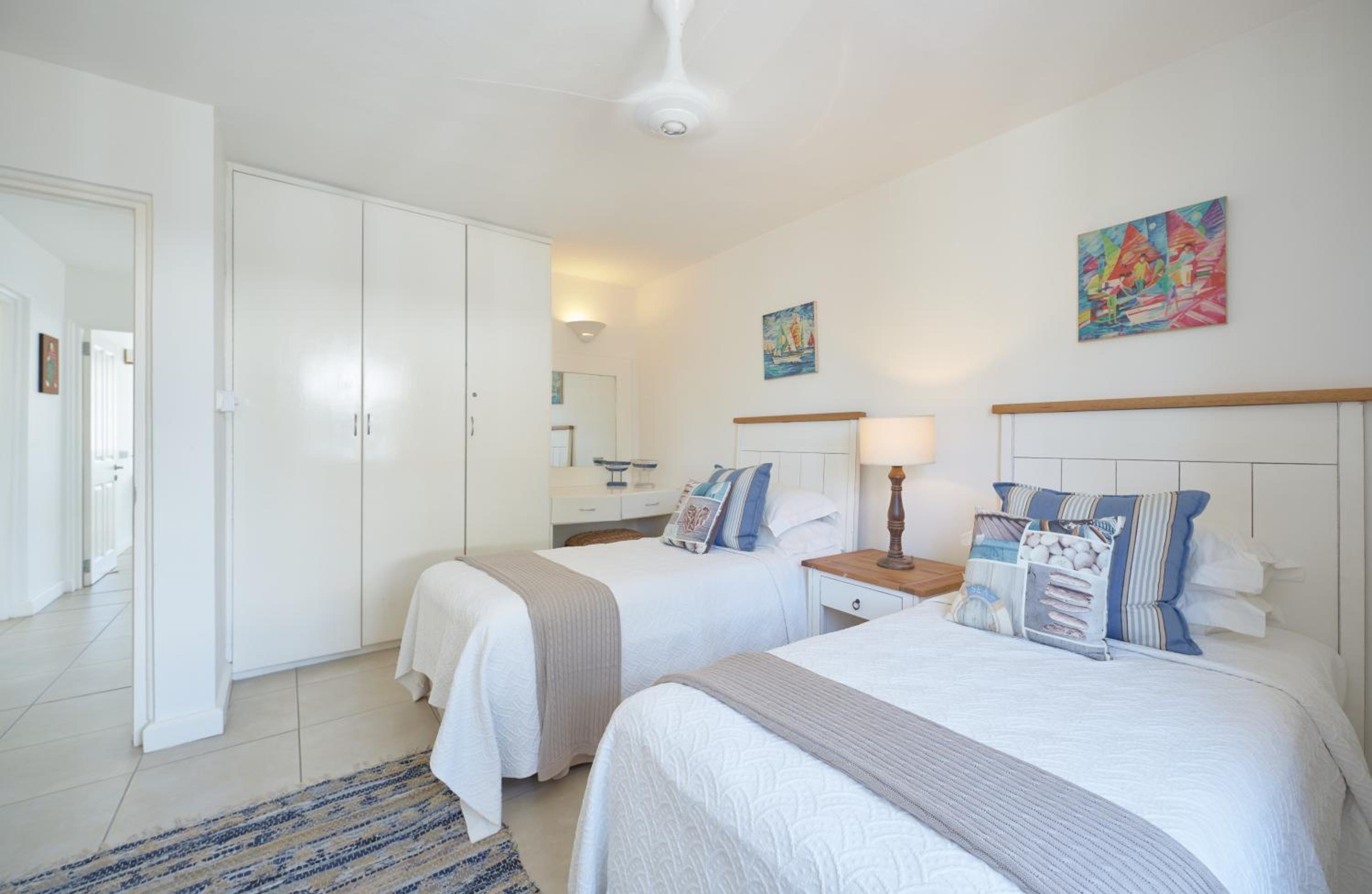 White Oaks Villas