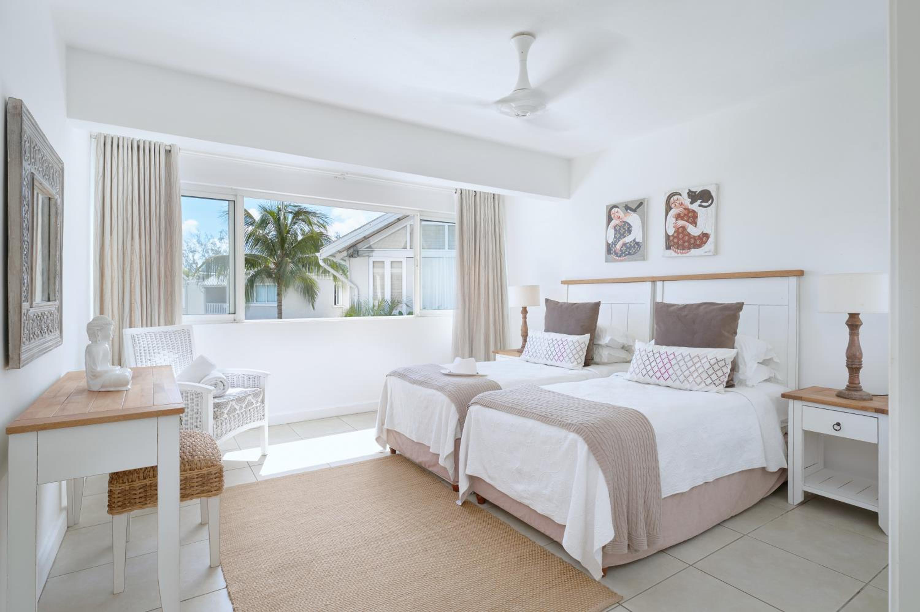 White Oaks Villas
