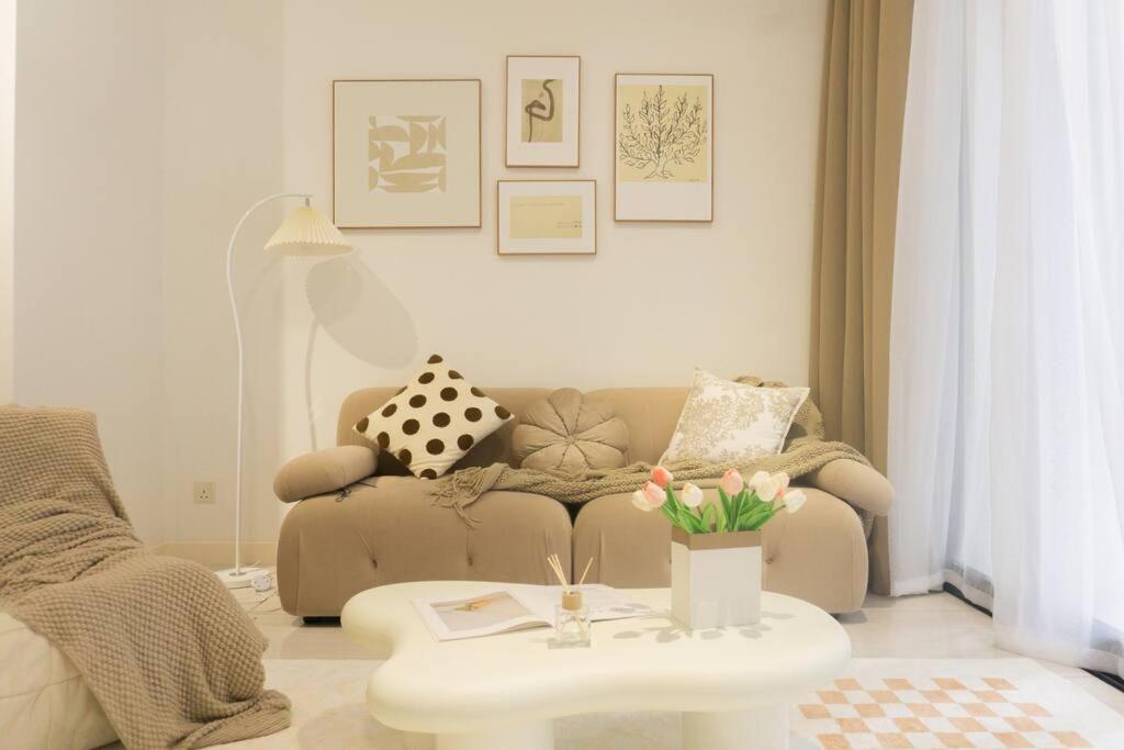 The Elements Ampang, 10 Pax Cream Cozy Home, KL