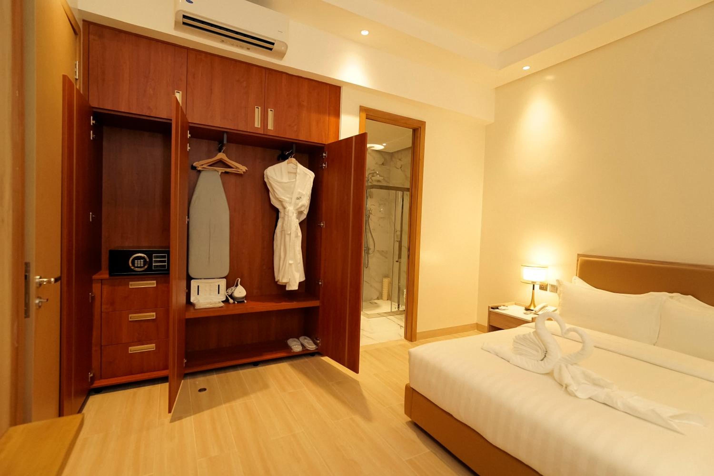Cocotree Resort