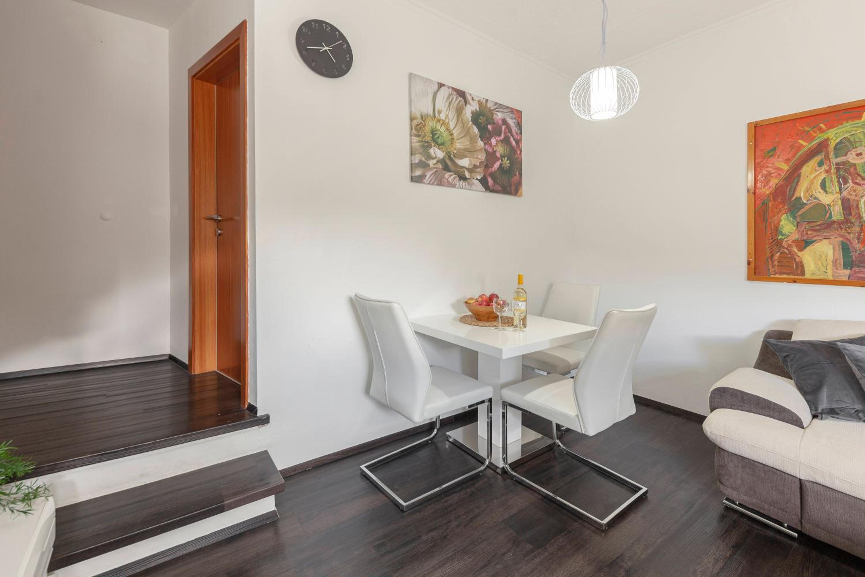 Cadys Apartment