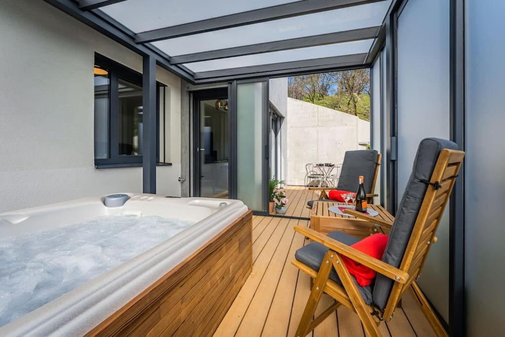 Romantic wellness apartment