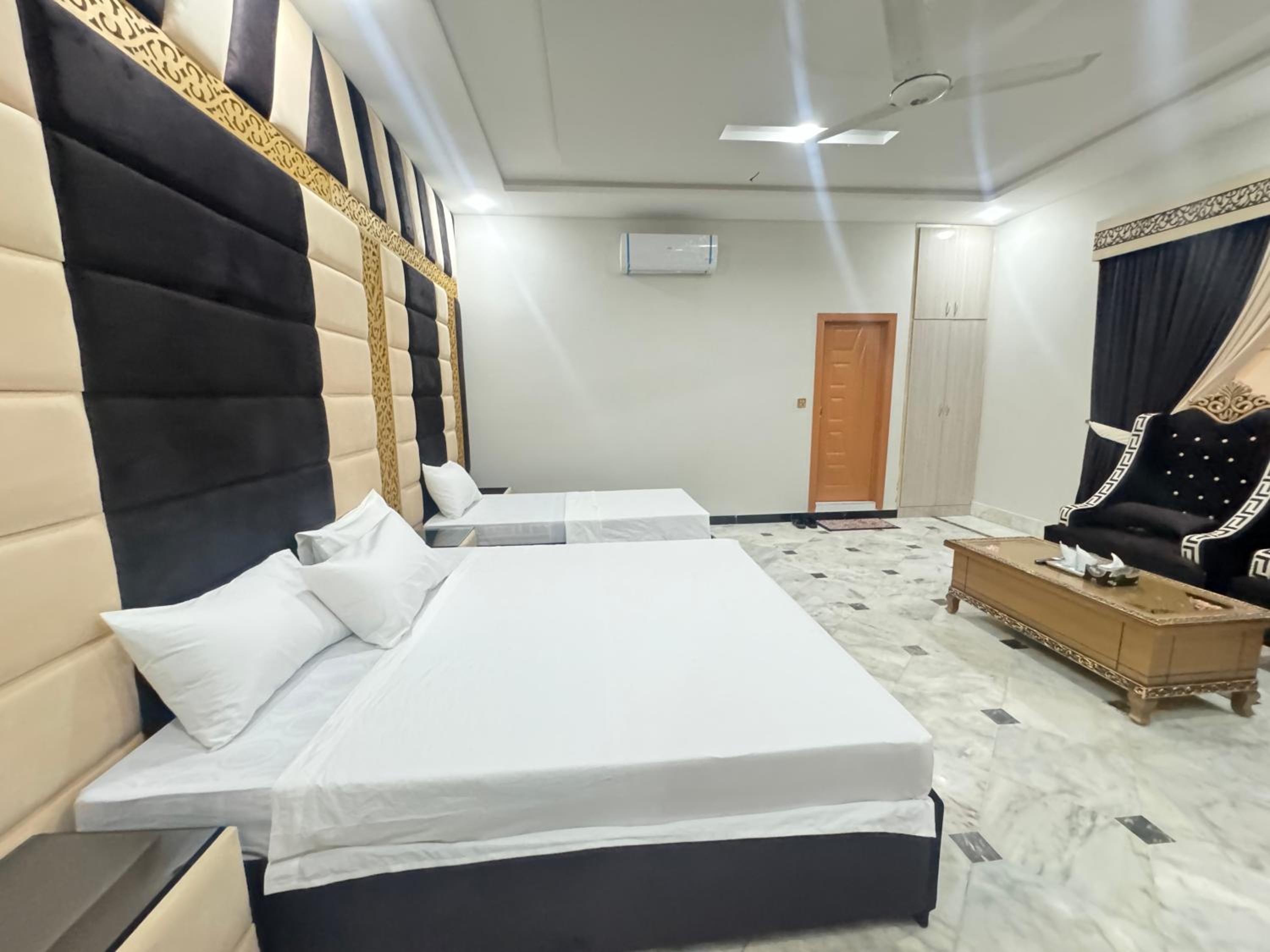 Royal Executive Inn Guest House Islamabad view 5