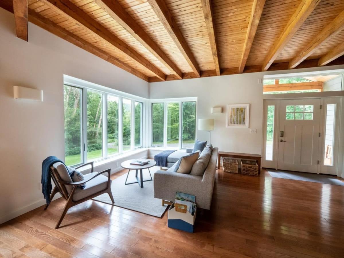 Berkshire Vacation Rentals: High End Berkshires Getaway