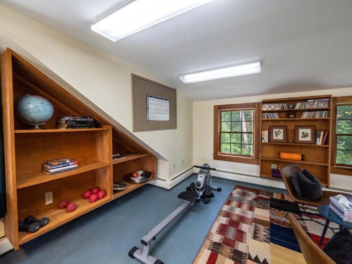 Berkshire Vacation Rentals: Renovated Five Bedrooms In Historic Williamstown view 5
