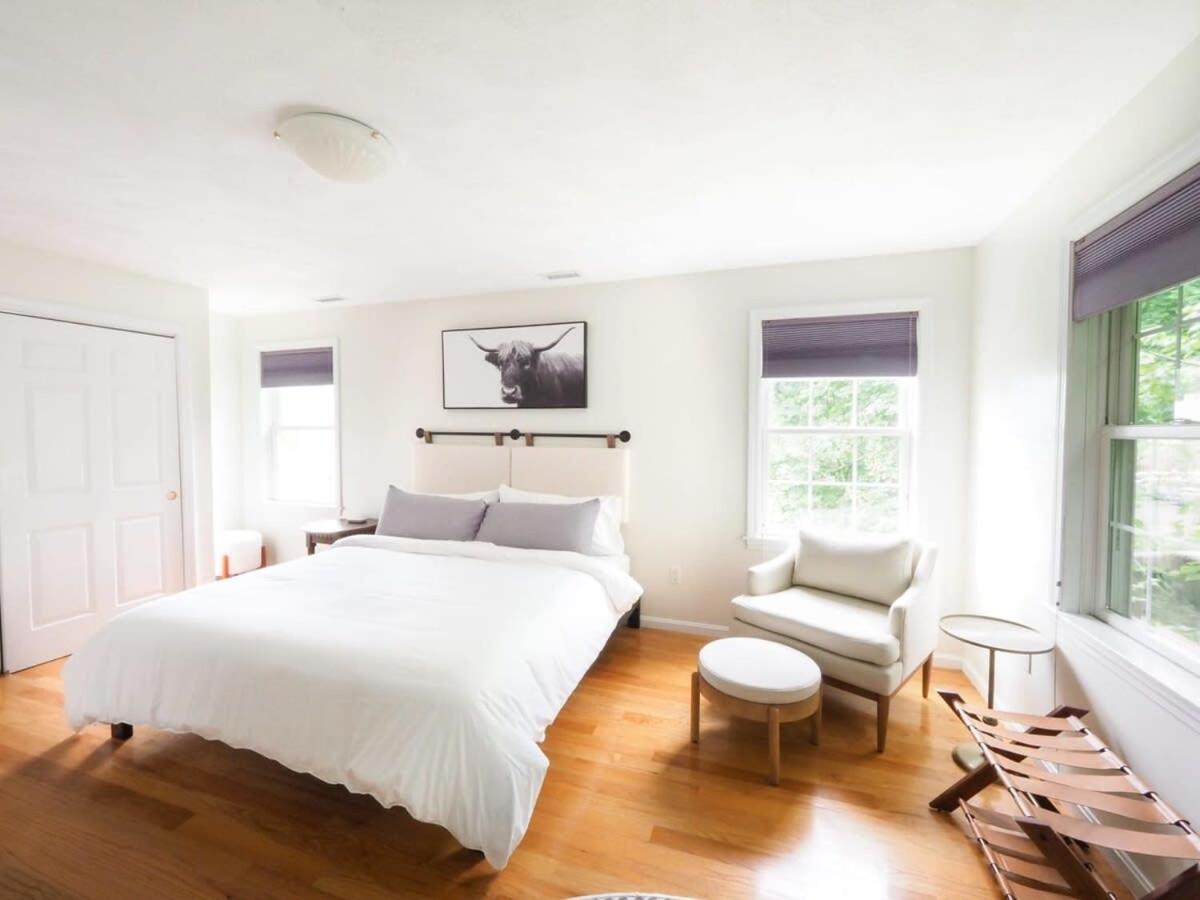 Swampscott Retreat Four Bedrooms Come Unwind view 4