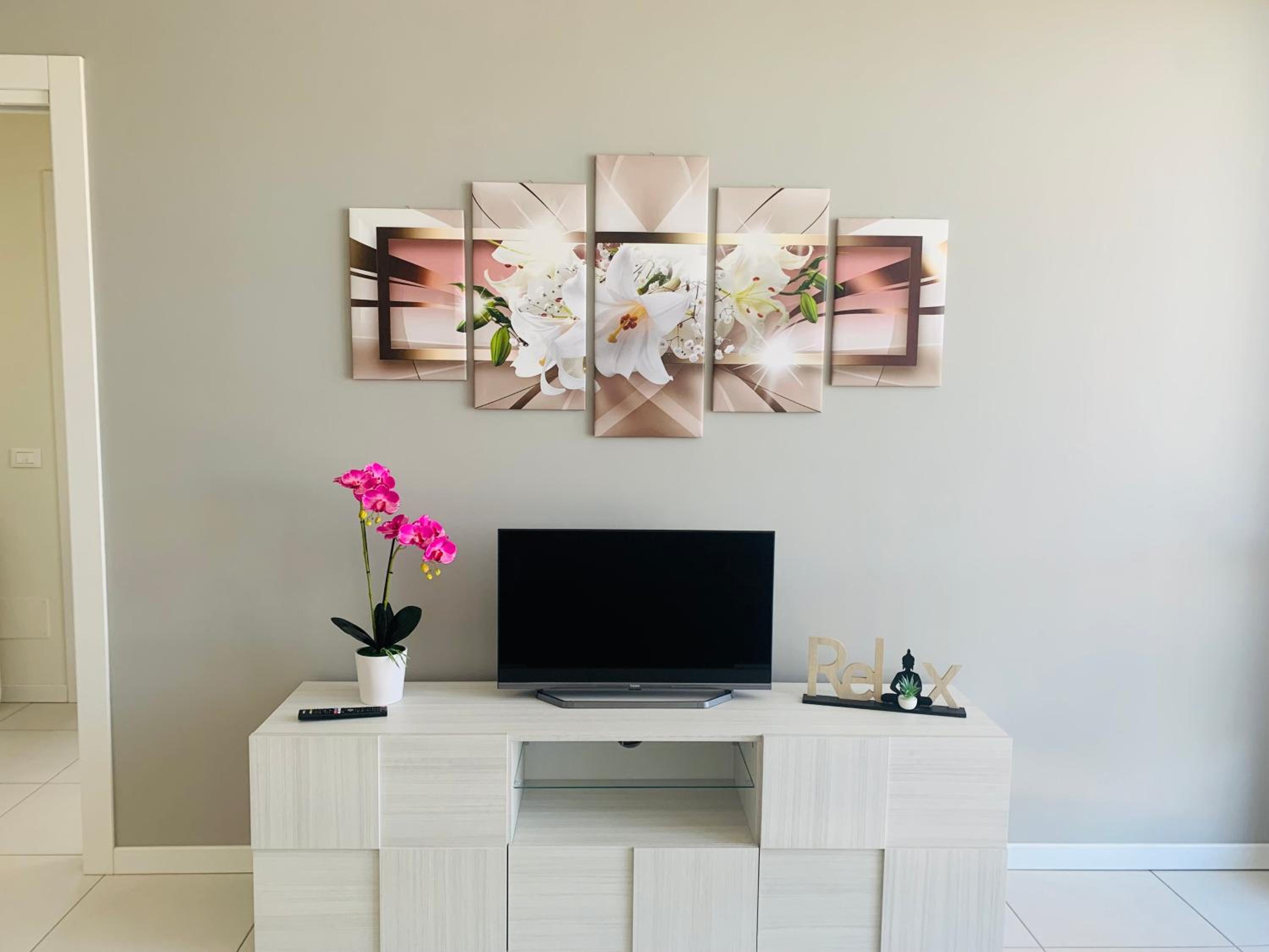 Somma Lombardo Vacations - Deny  Carol's house - Property Image 9