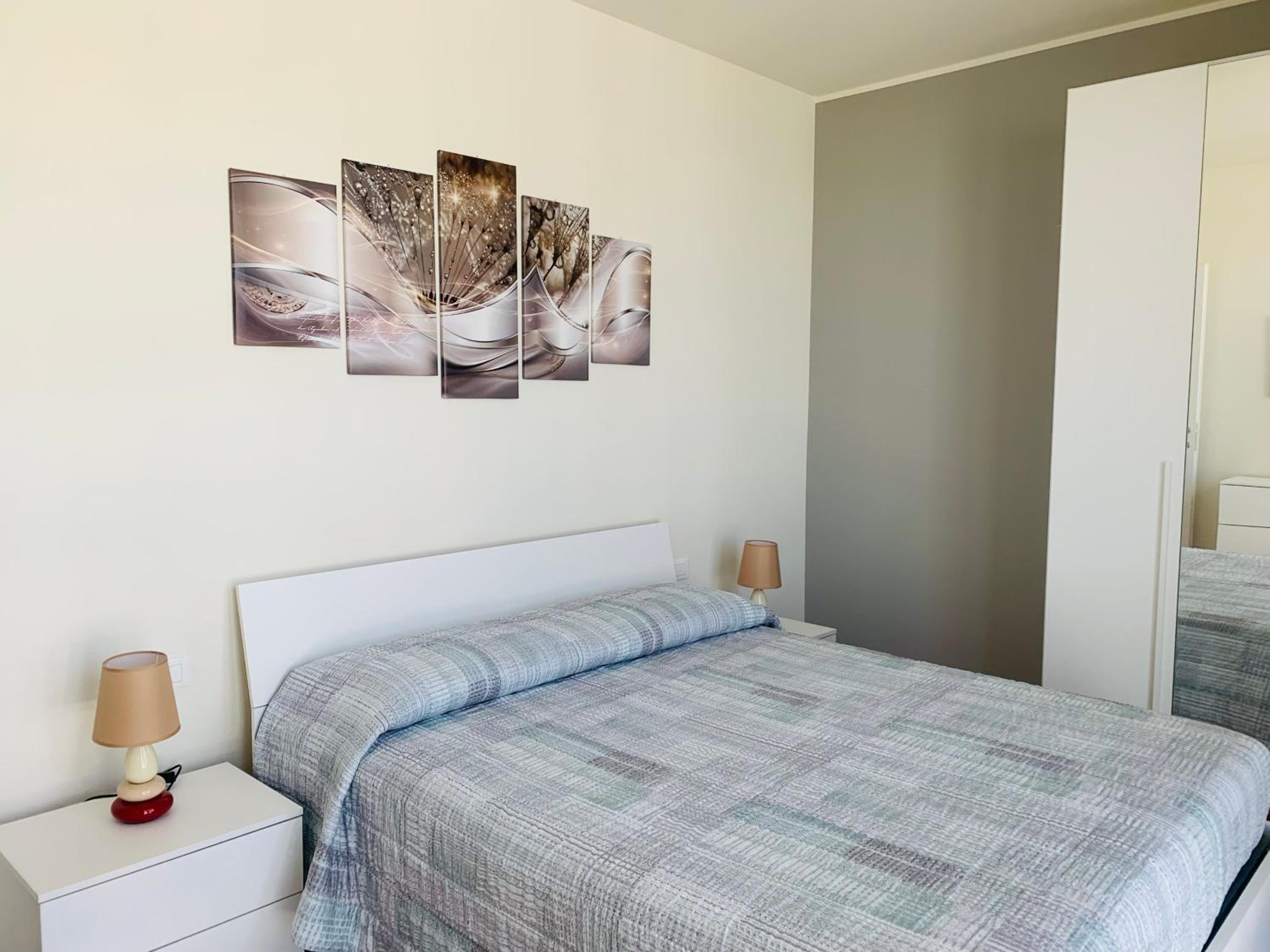 Somma Lombardo Vacations - Deny  Carol's house - Property Image 7